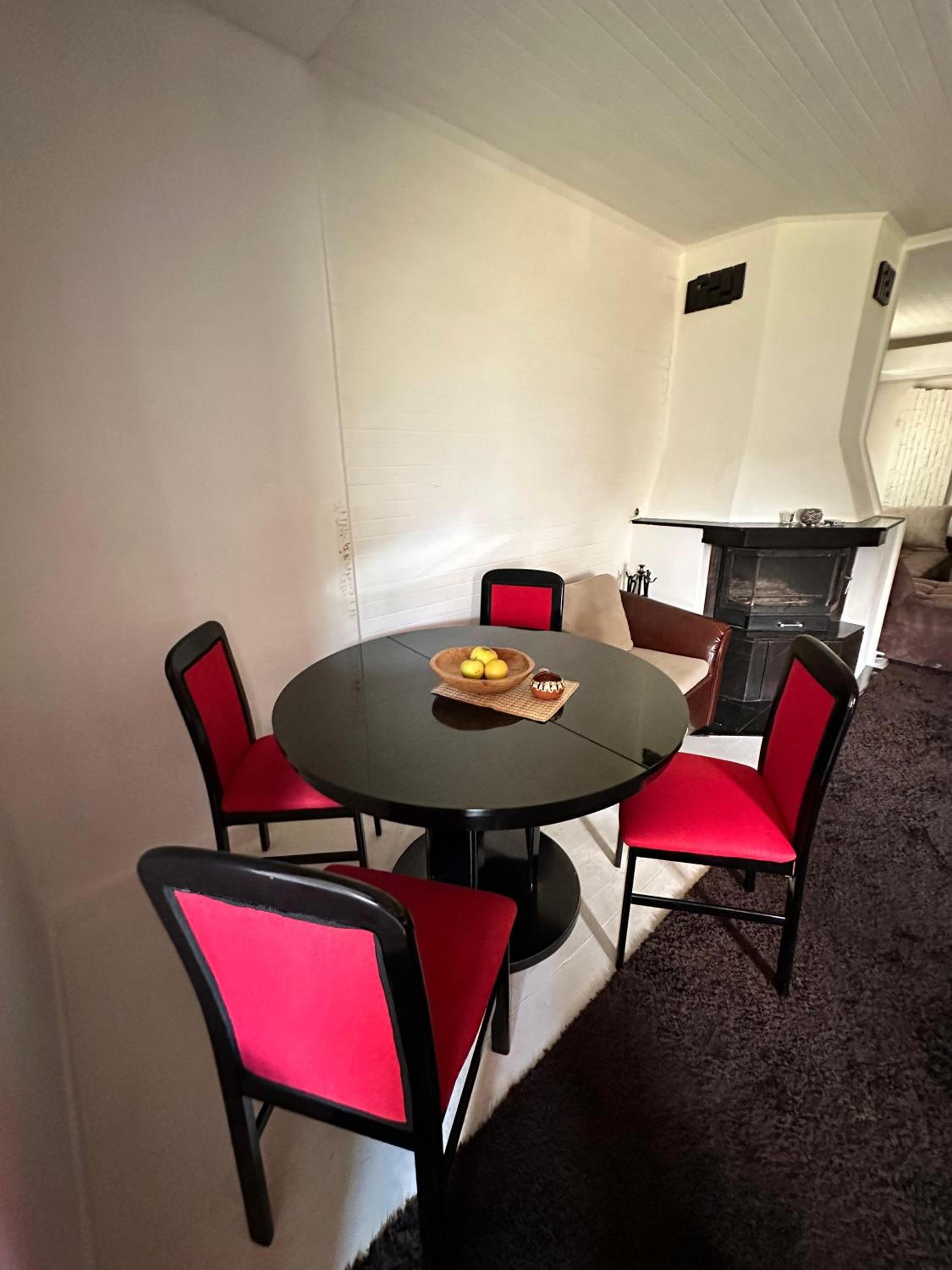 Lea Hause with swimming pool,Jacuzzi in Vitosha montain and free parking