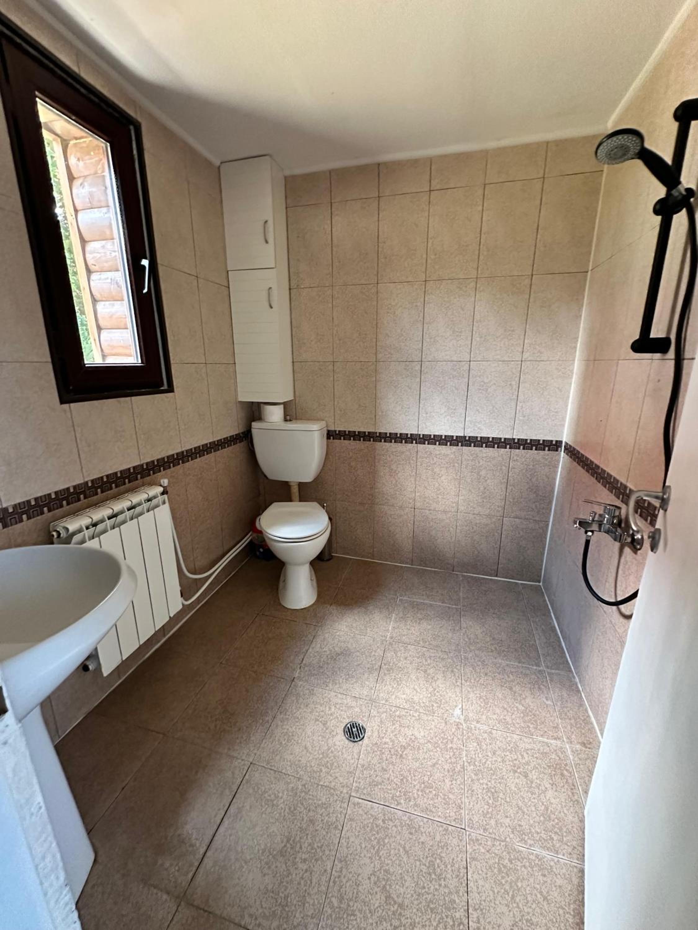Lea Hause with swimming pool,Jacuzzi in Vitosha montain and free parking