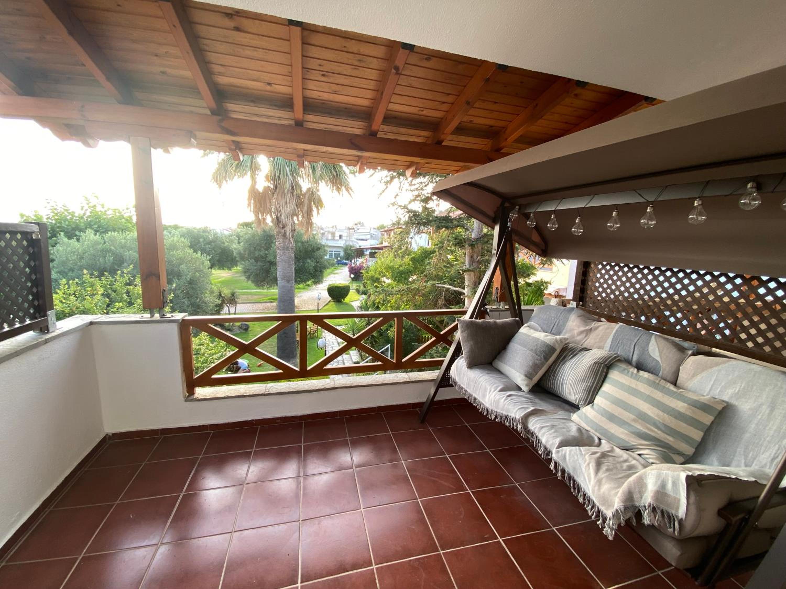 ELiFourka - Seaside Luxury - 170m to the Beach - Power Onsite for Electric Vehicle view 2