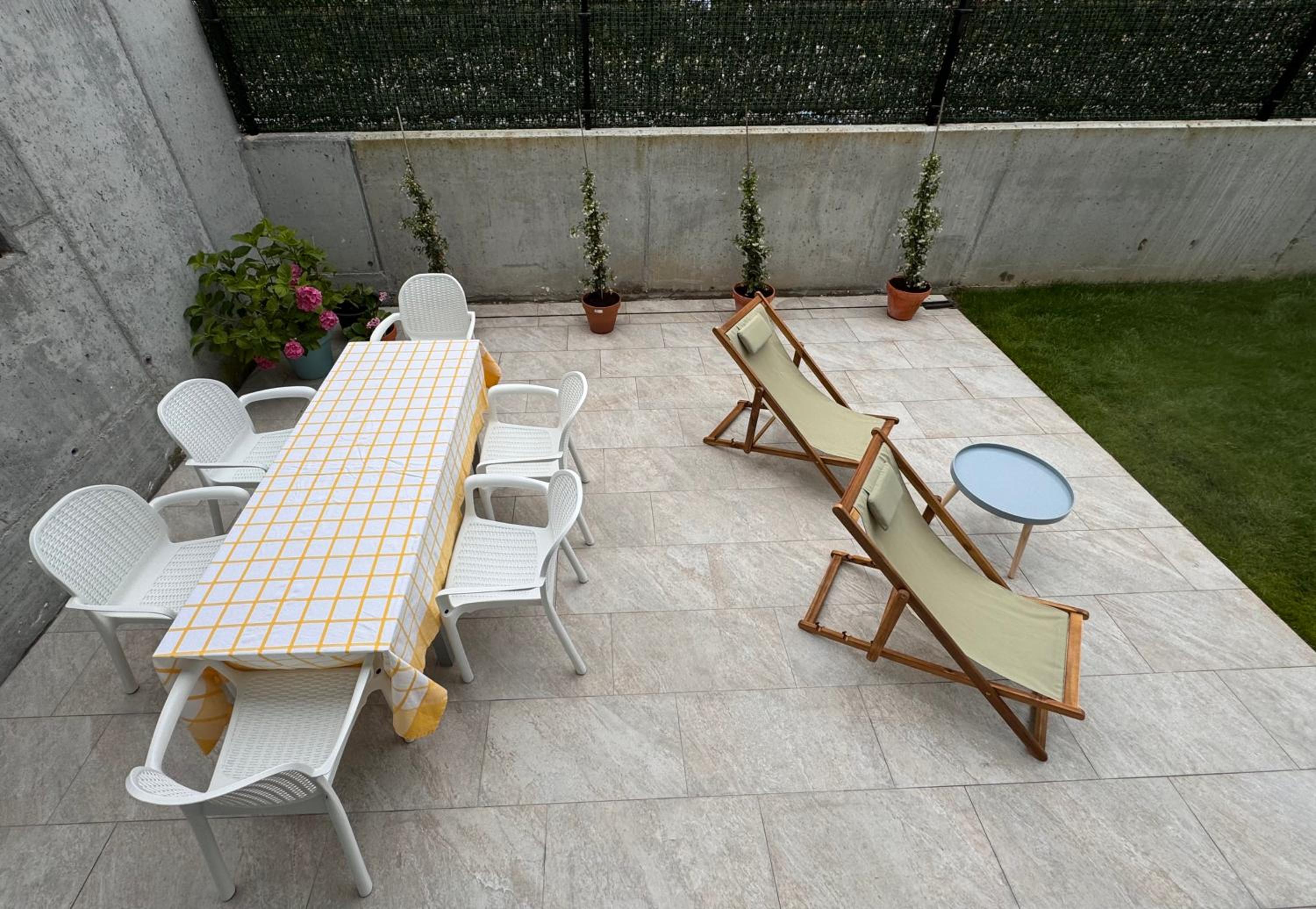 Apartamento con jardin Long Beach Loredo