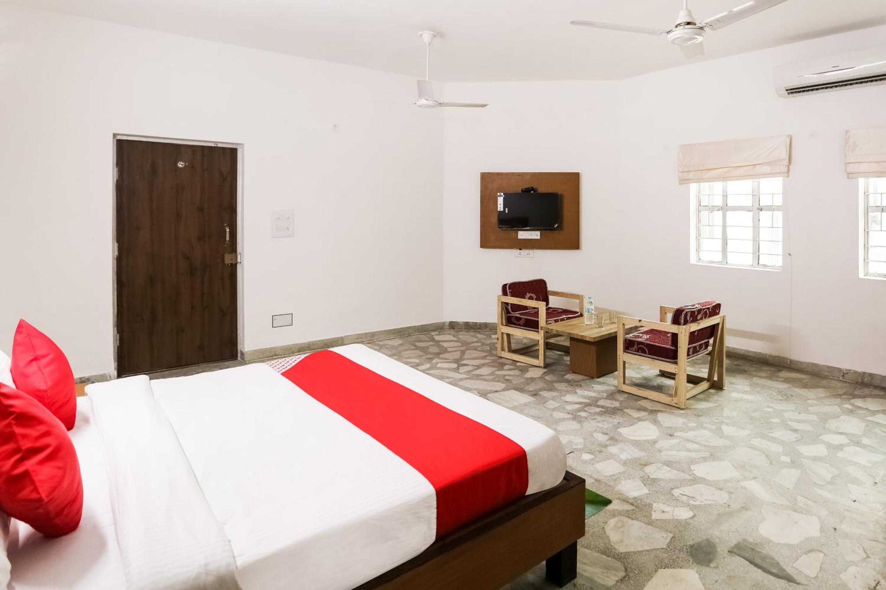 Hotel O Dev Sukhdev Palace