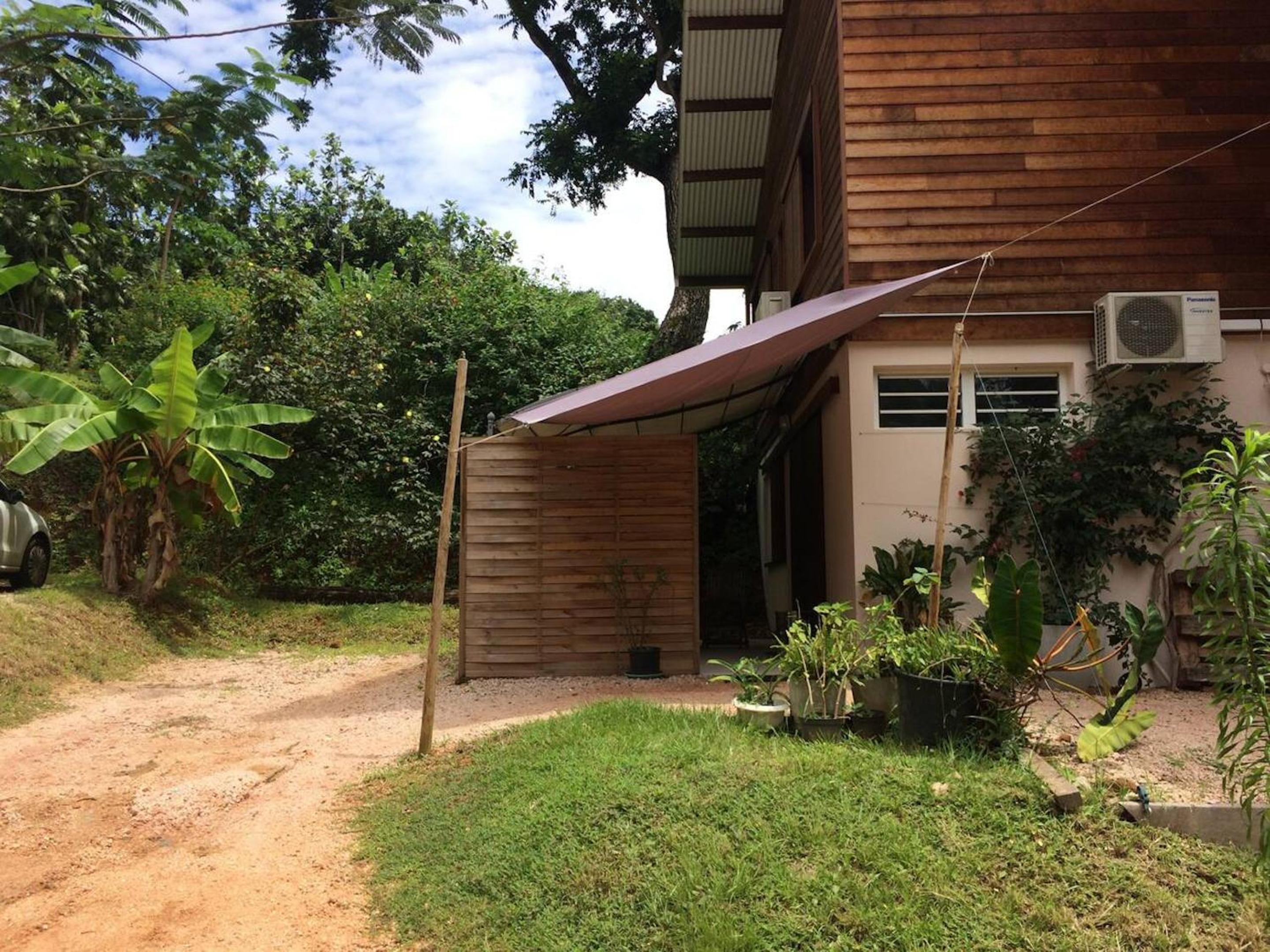 Studio avec piscine partagee a Cayenne de 32 m² view 2