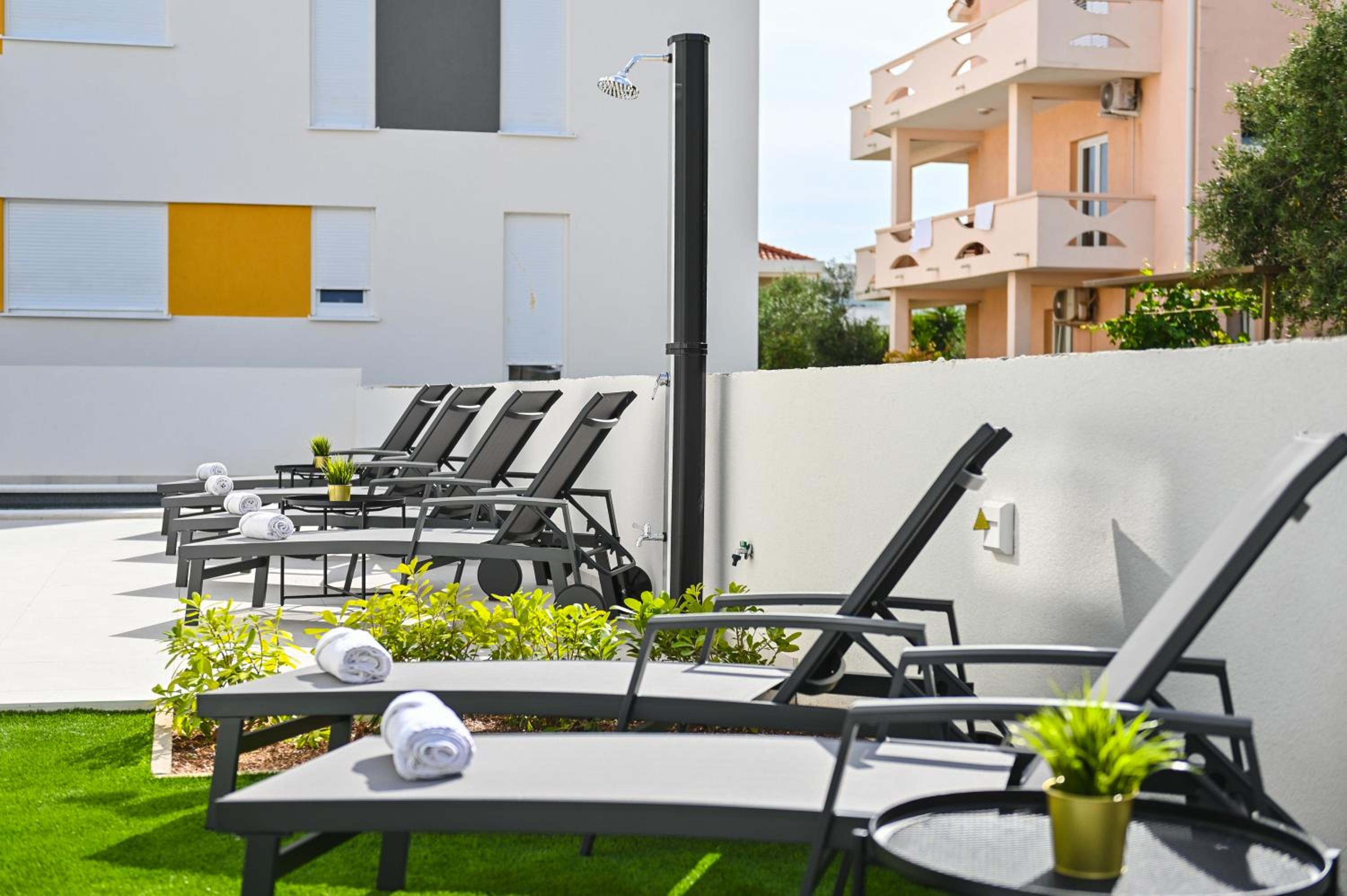 Pool apartments Banta A photo 5