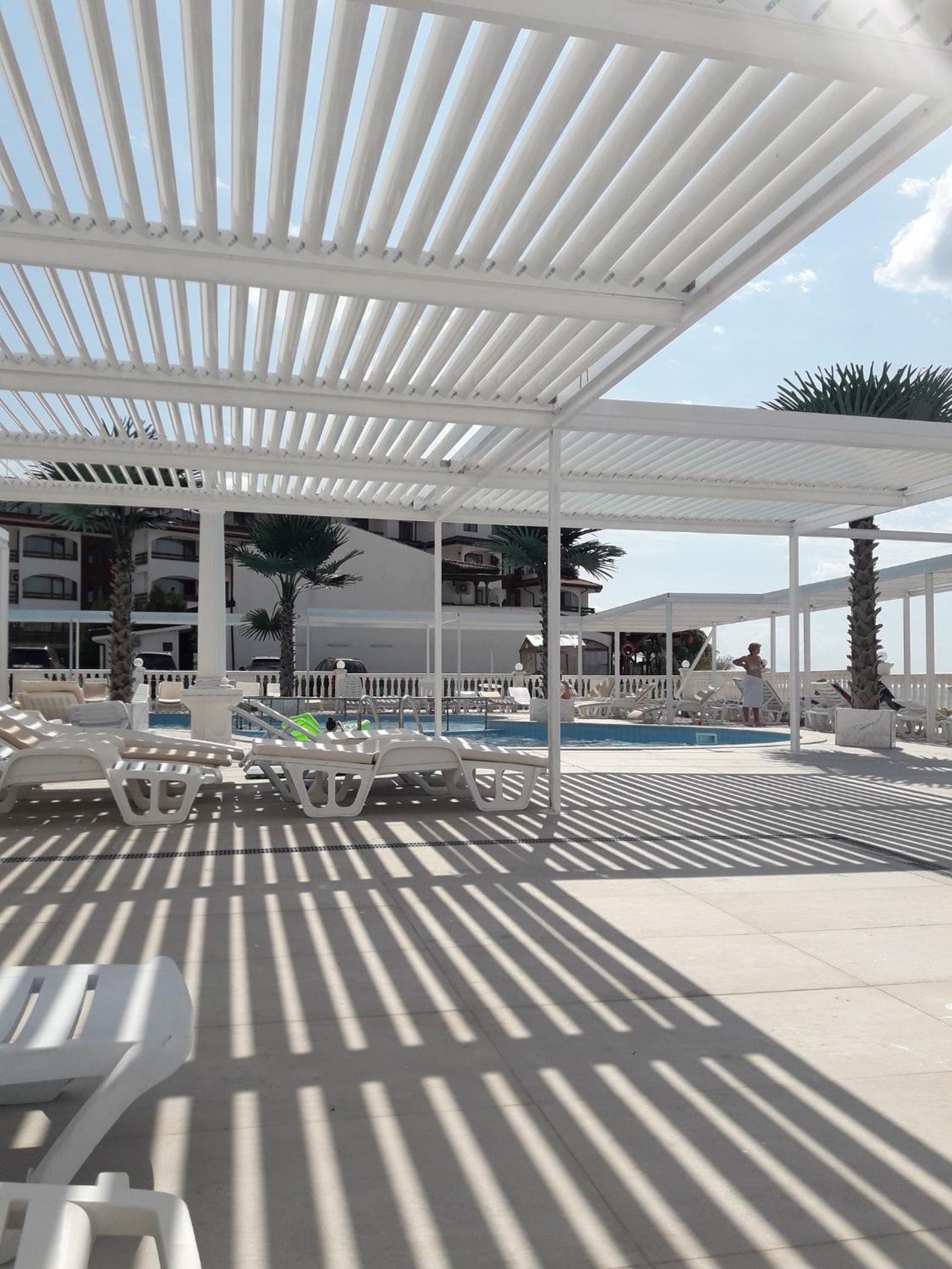 Coastal Studio with Sea View in Elenite, 40m² + Pool