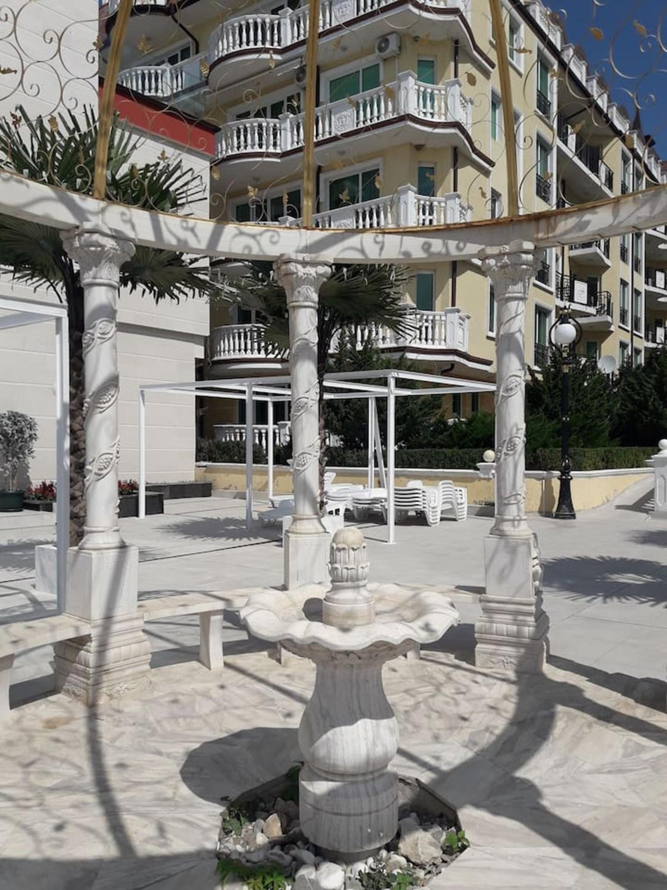 Coastal Studio with Sea View in Elenite, 40m² + Pool