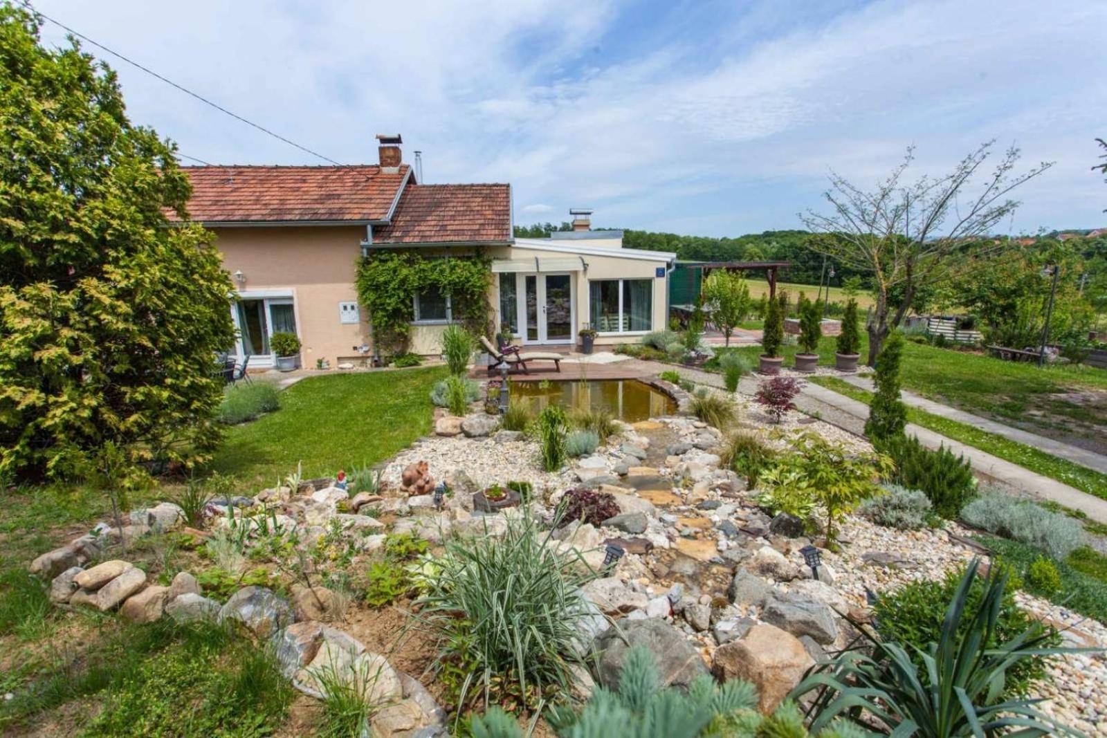 Hotel Kuca Za Odmor Grunt