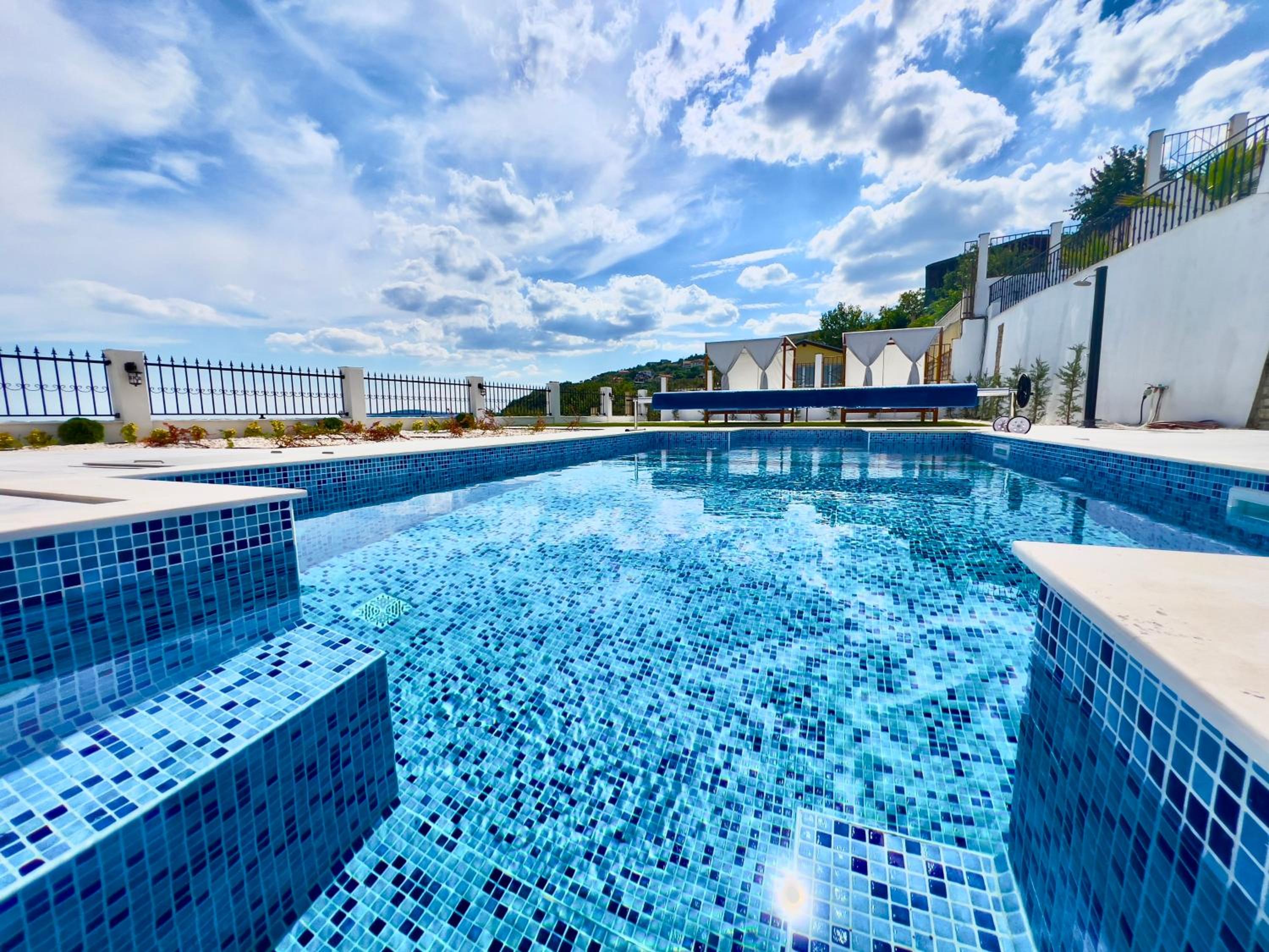 The White Pearl Boutique Villa