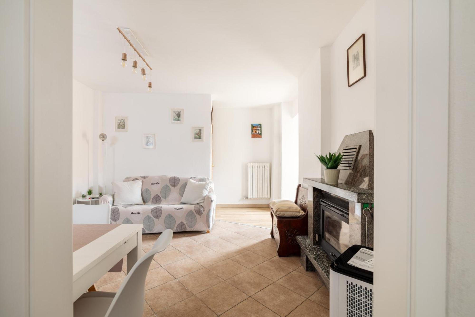 Apartment Cà Dai Noni - Family & Pet Friendly - Terrace - Near Lake Maggiore view 3