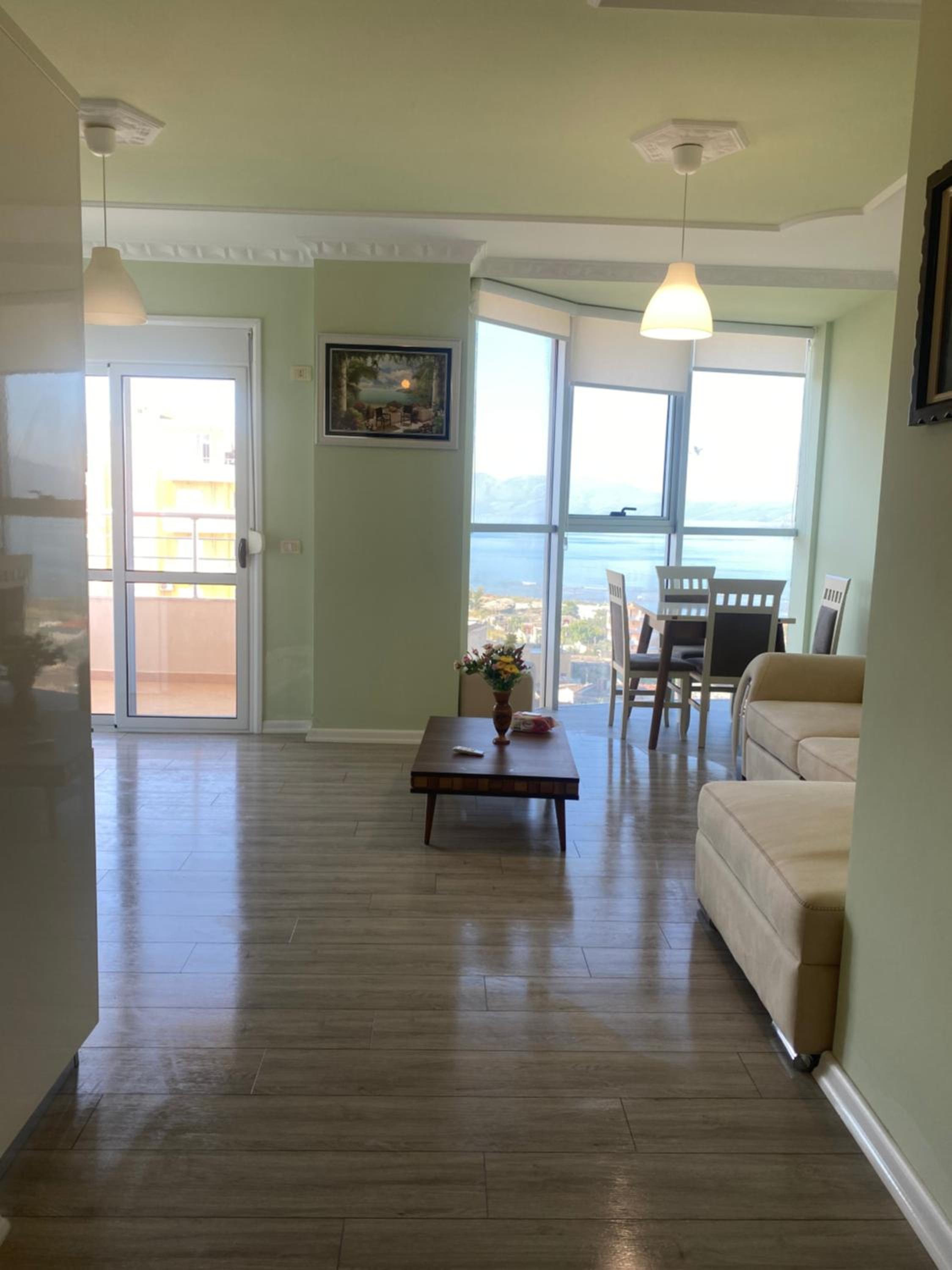 penthouse with seaveiw