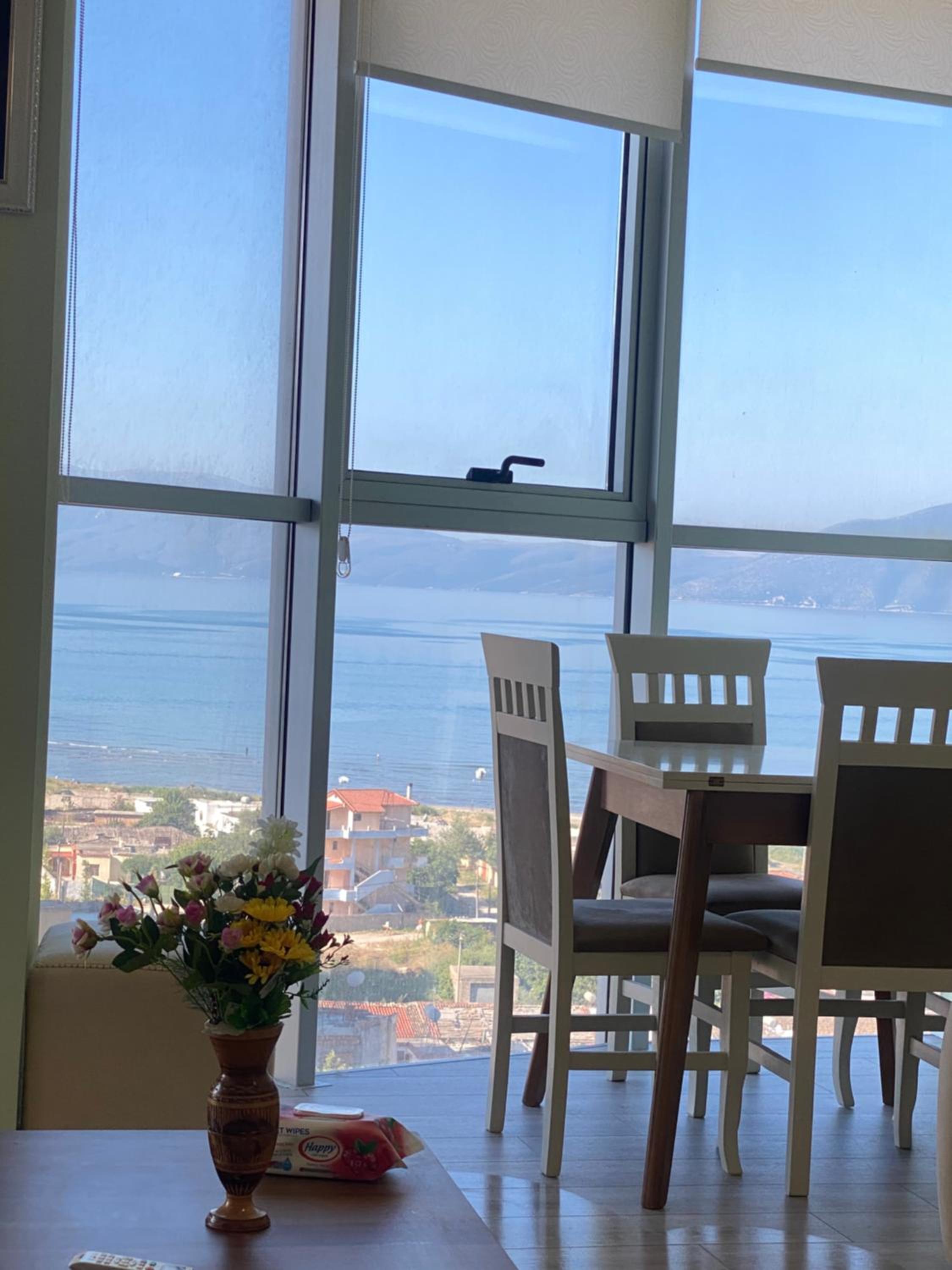 penthouse with seaveiw