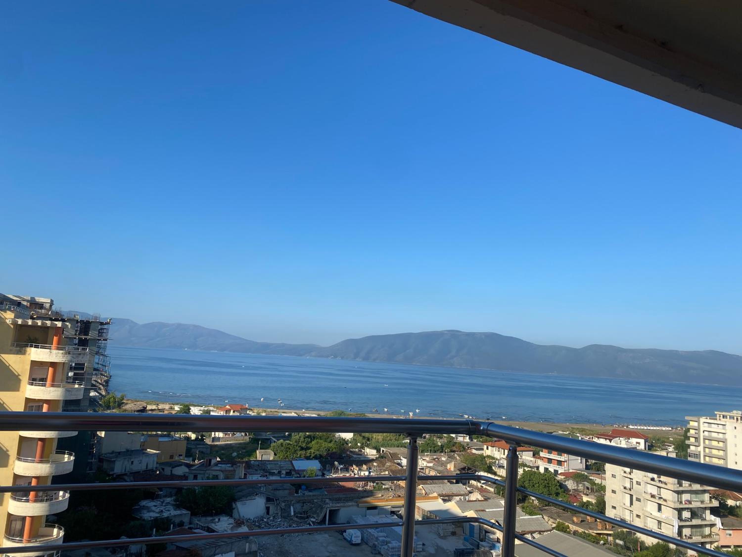 penthouse with seaveiw