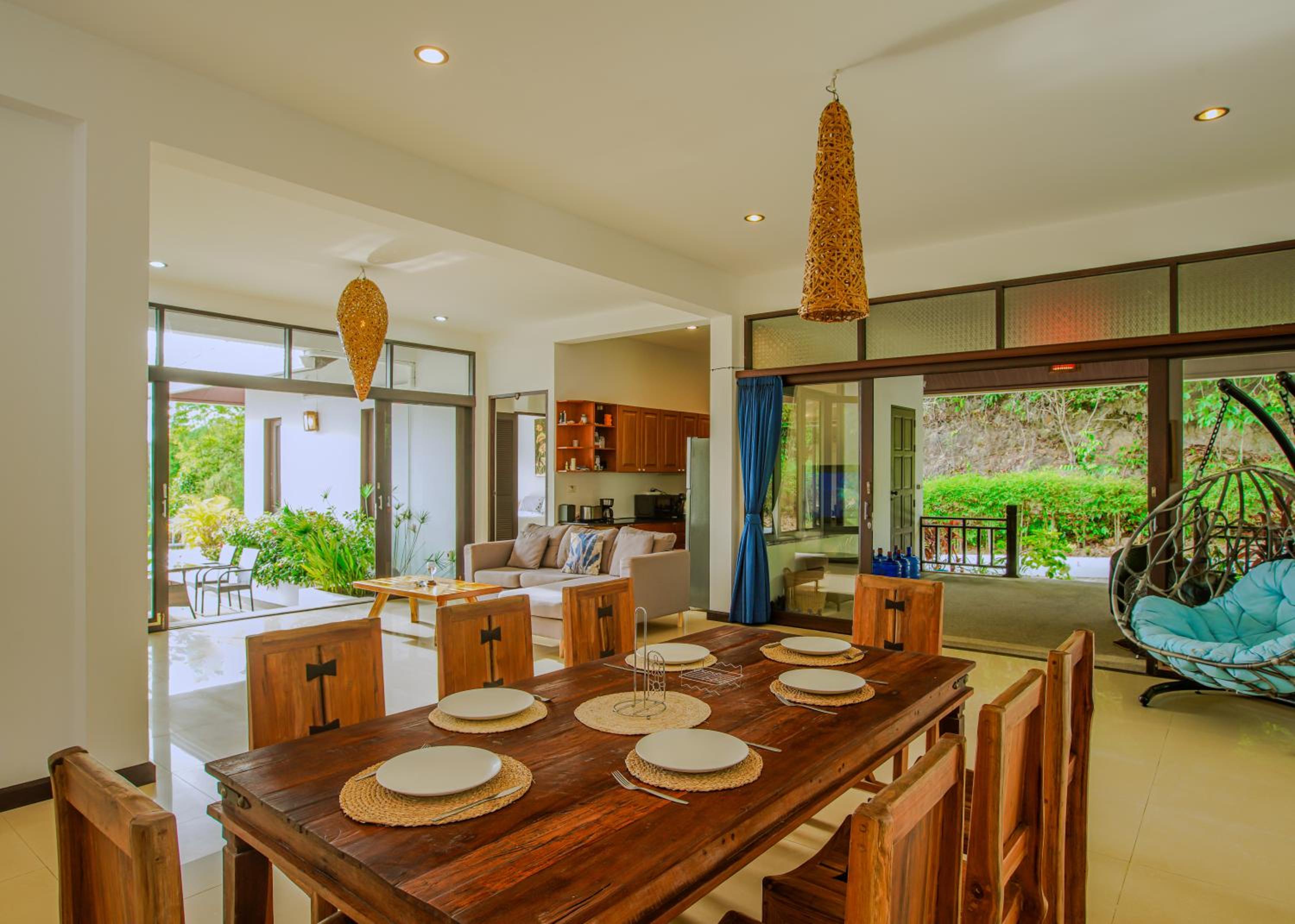 Luxurious Pool villa with great sea view