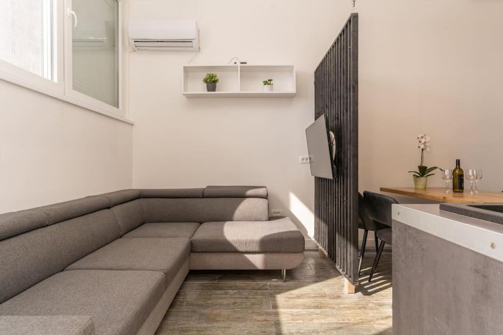 Pula Vacations - Apartment Ena - Located in quiet area 500m of the sea - Property Image 10