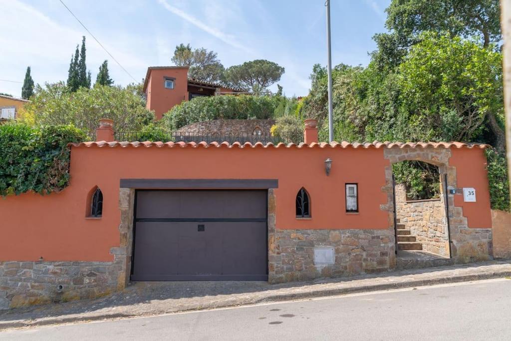 Picasso Mountain View Begur