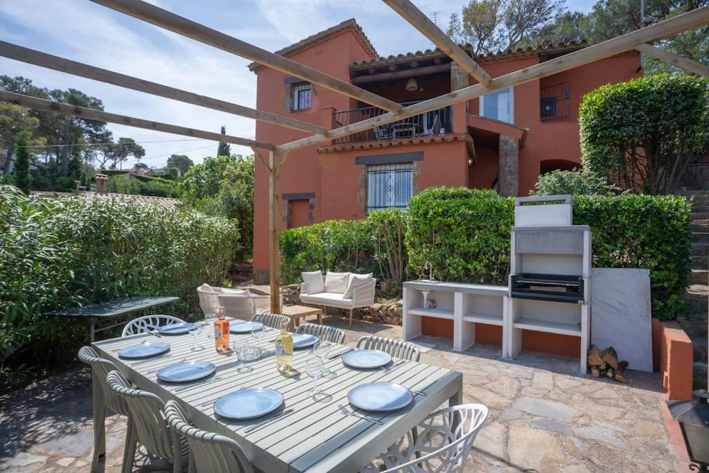 Picasso Mountain View Begur