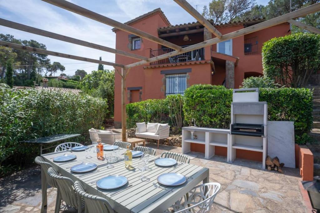 Picasso Mountain View Begur