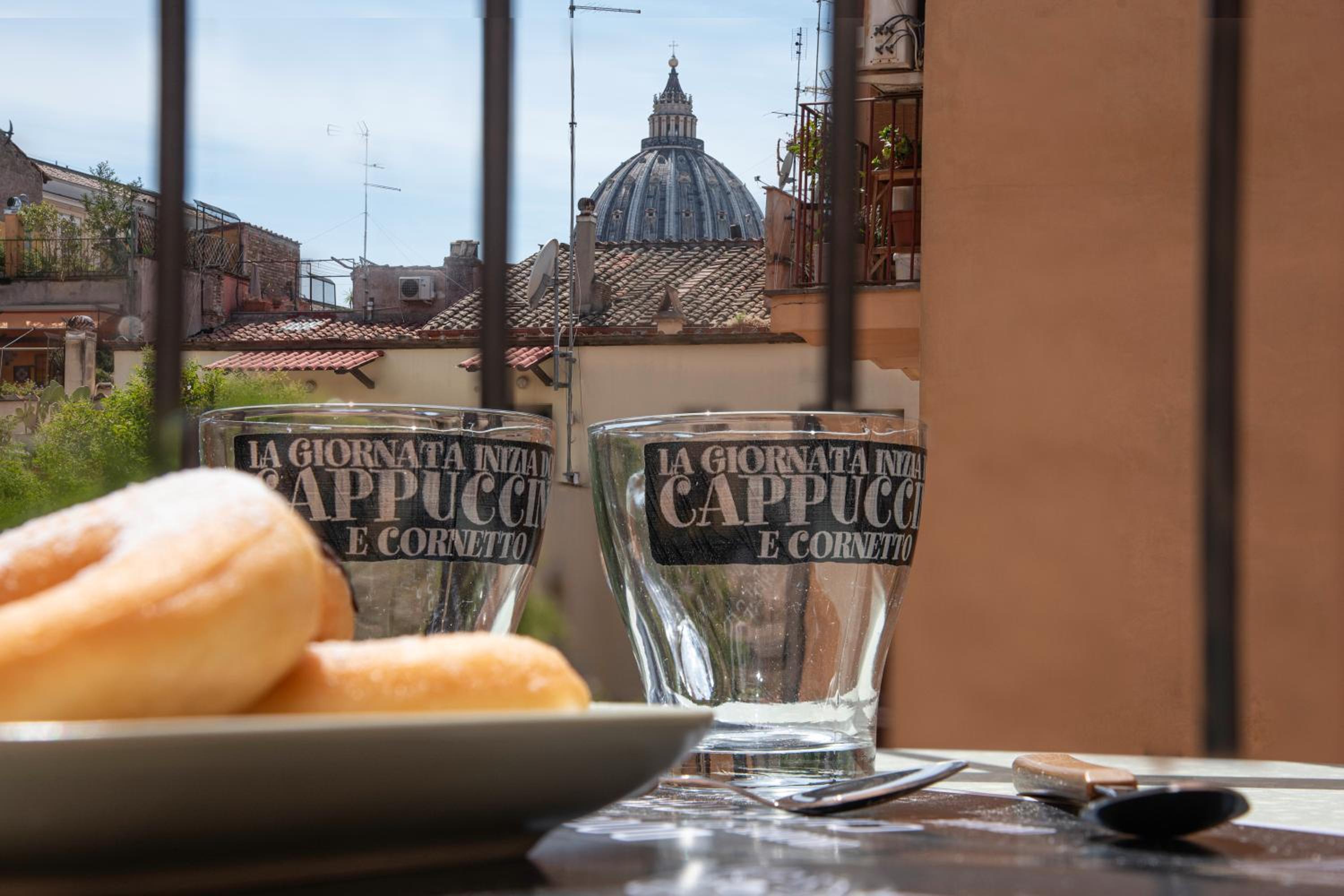 Vatican Boutique Apartment St. Peter Dome View