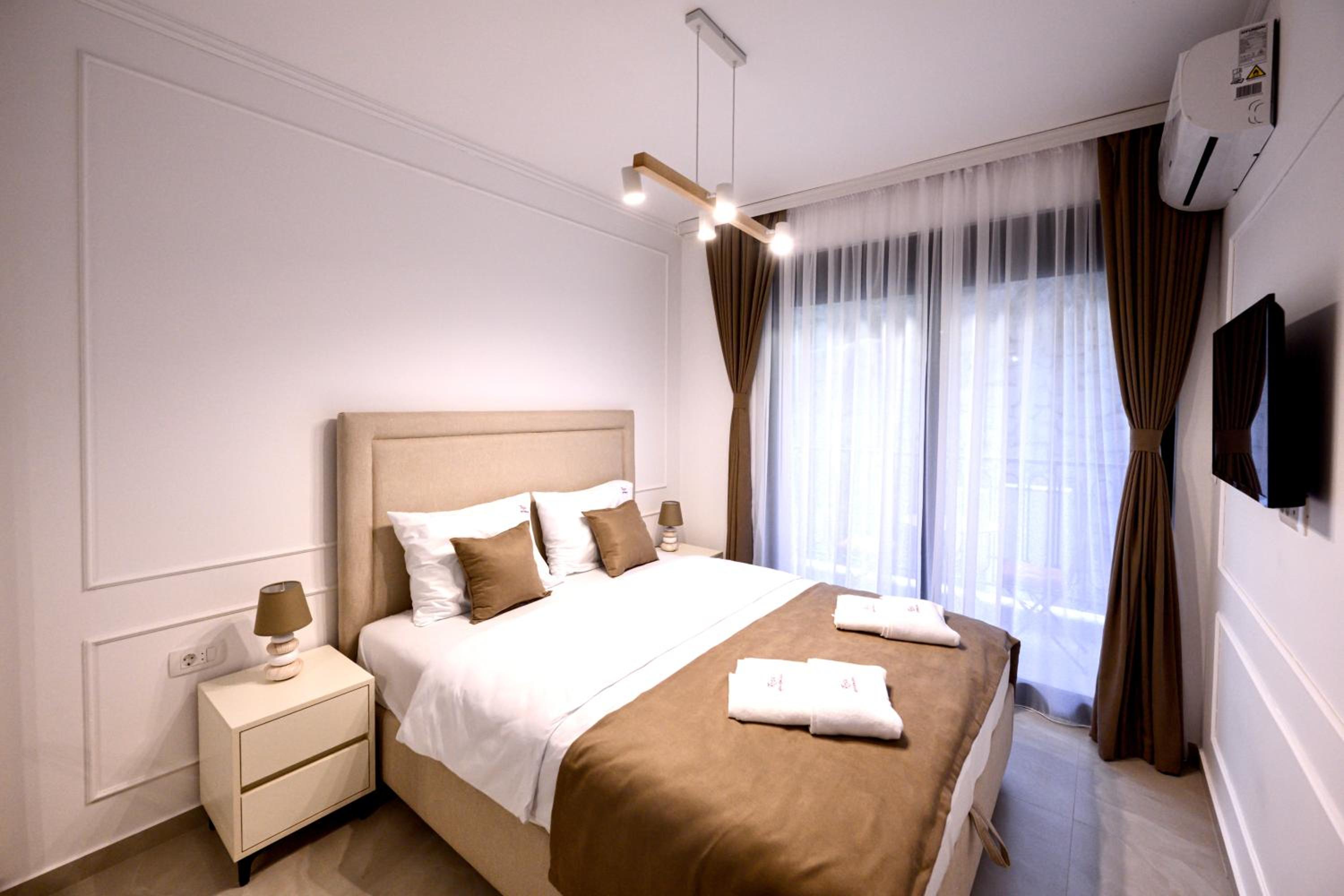 Rosa Apartments