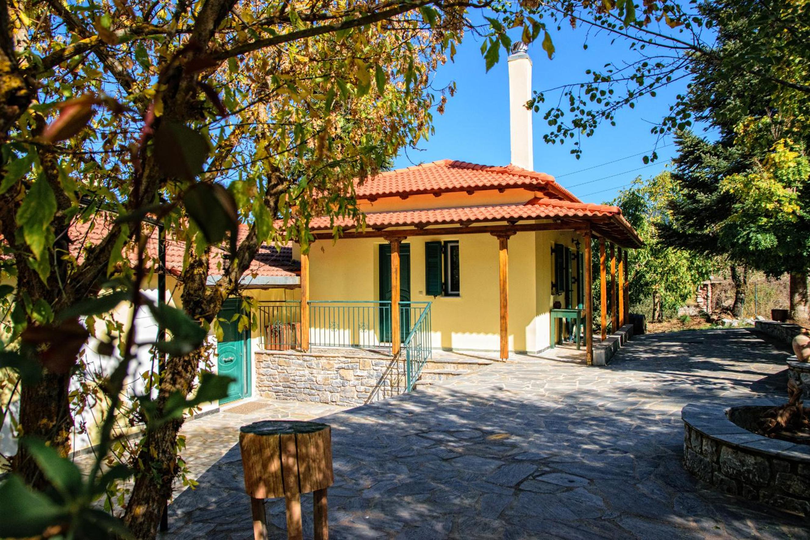 Two Houses In Methydrio view 3