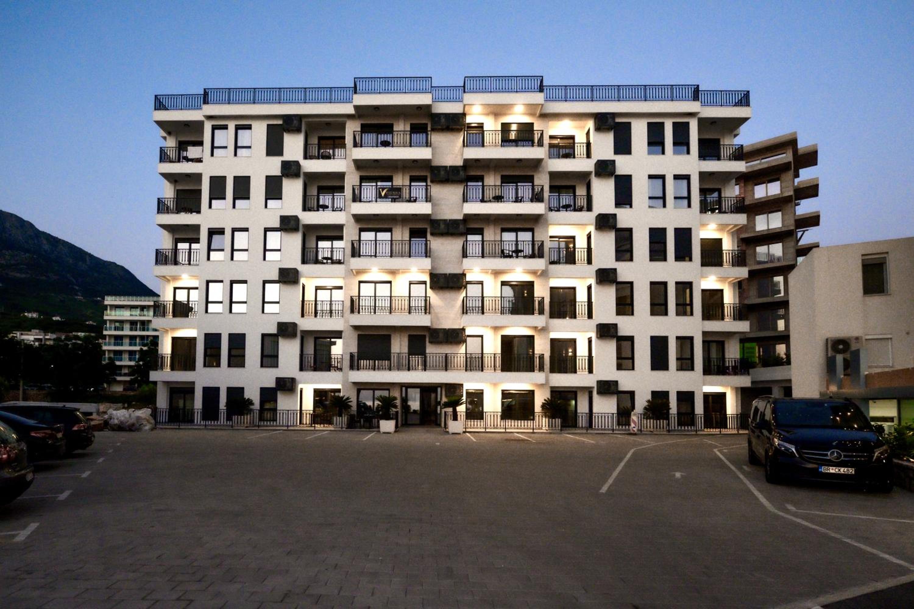 Rosa Apartments