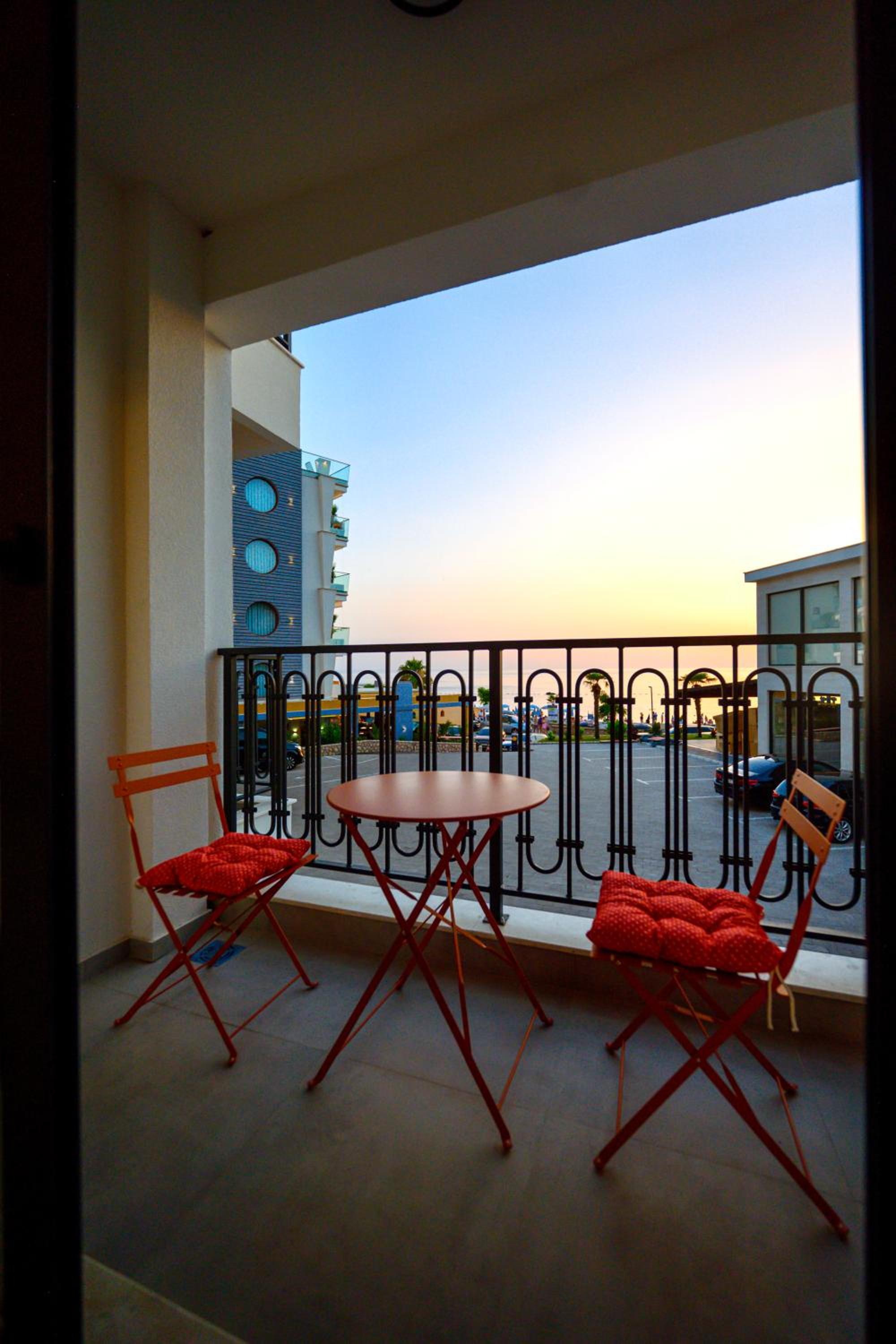 Rosa Apartments