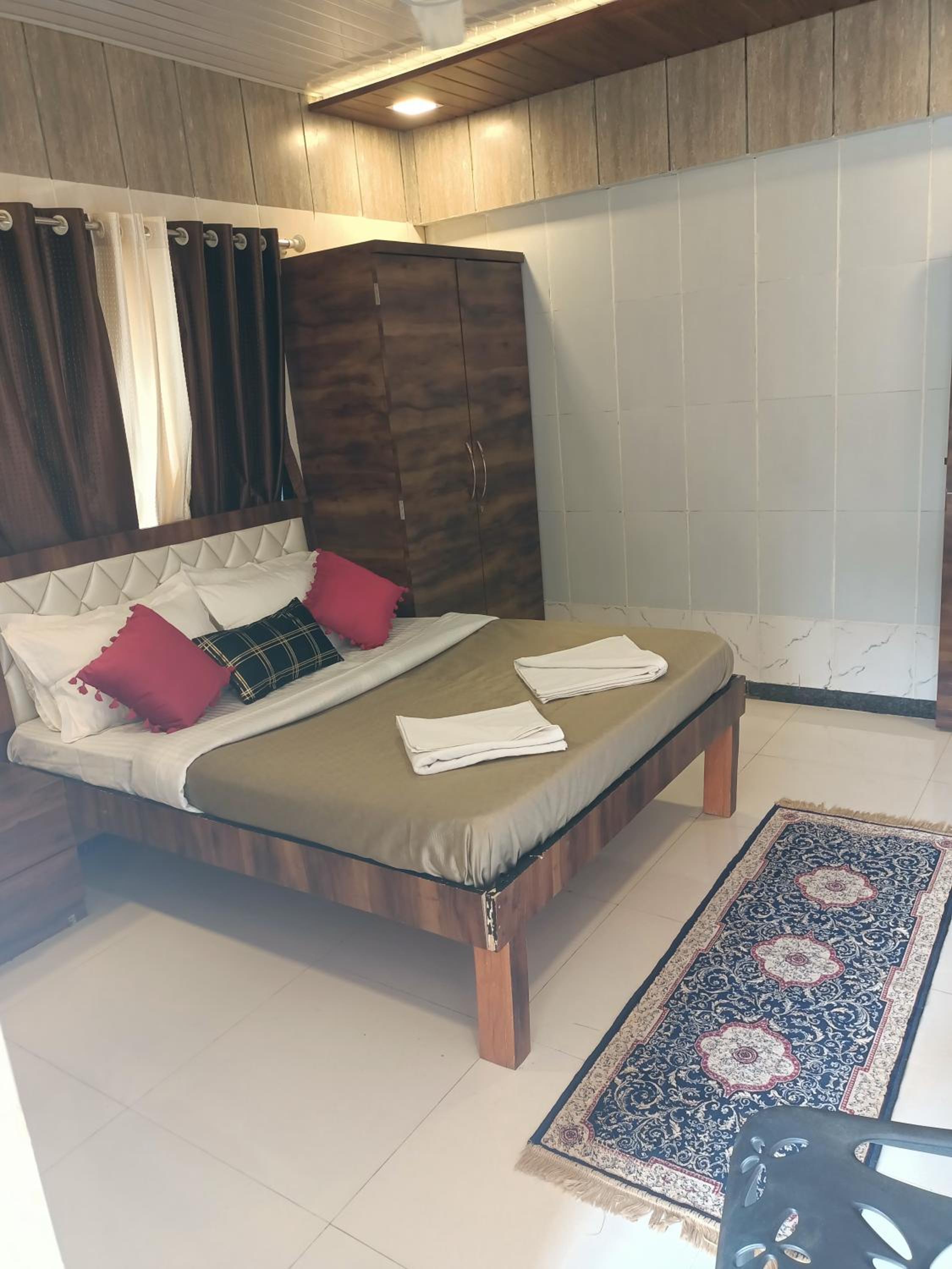Hillside Crest Villa 5 BHK with swimming pool indoor games view 3