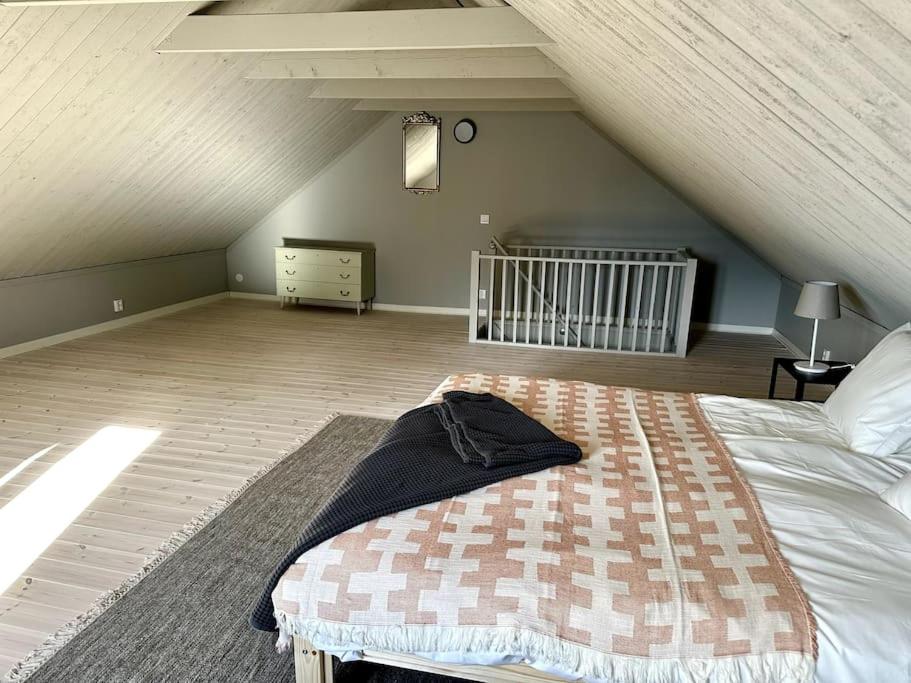 Private modern Guesthouse view 5