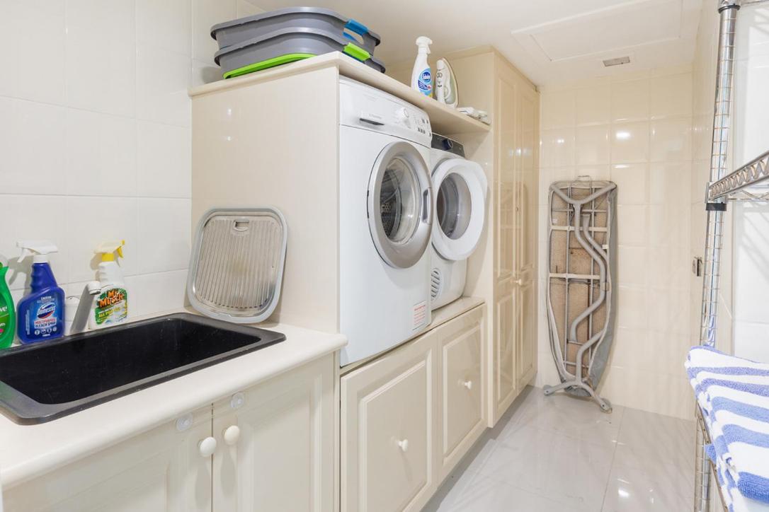 2 bedroom Penthouse Kirra Point no.19