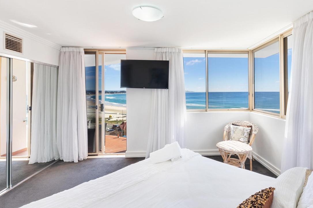2 bedroom Penthouse Kirra Point no.19