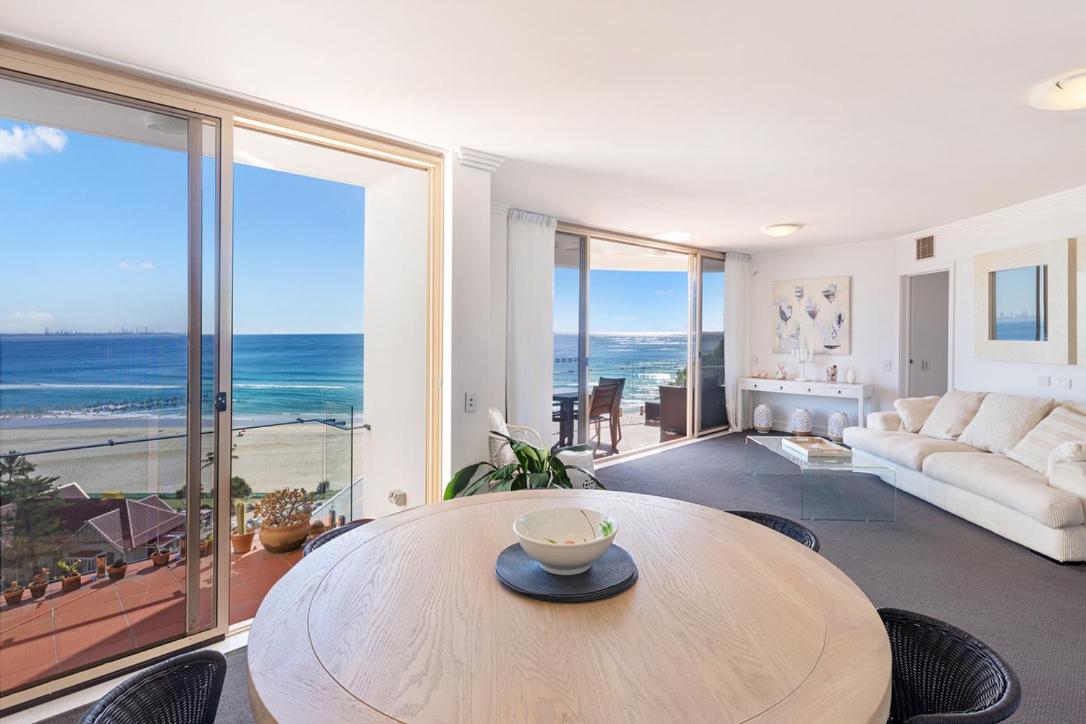 2 bedroom Penthouse Kirra Point no.19