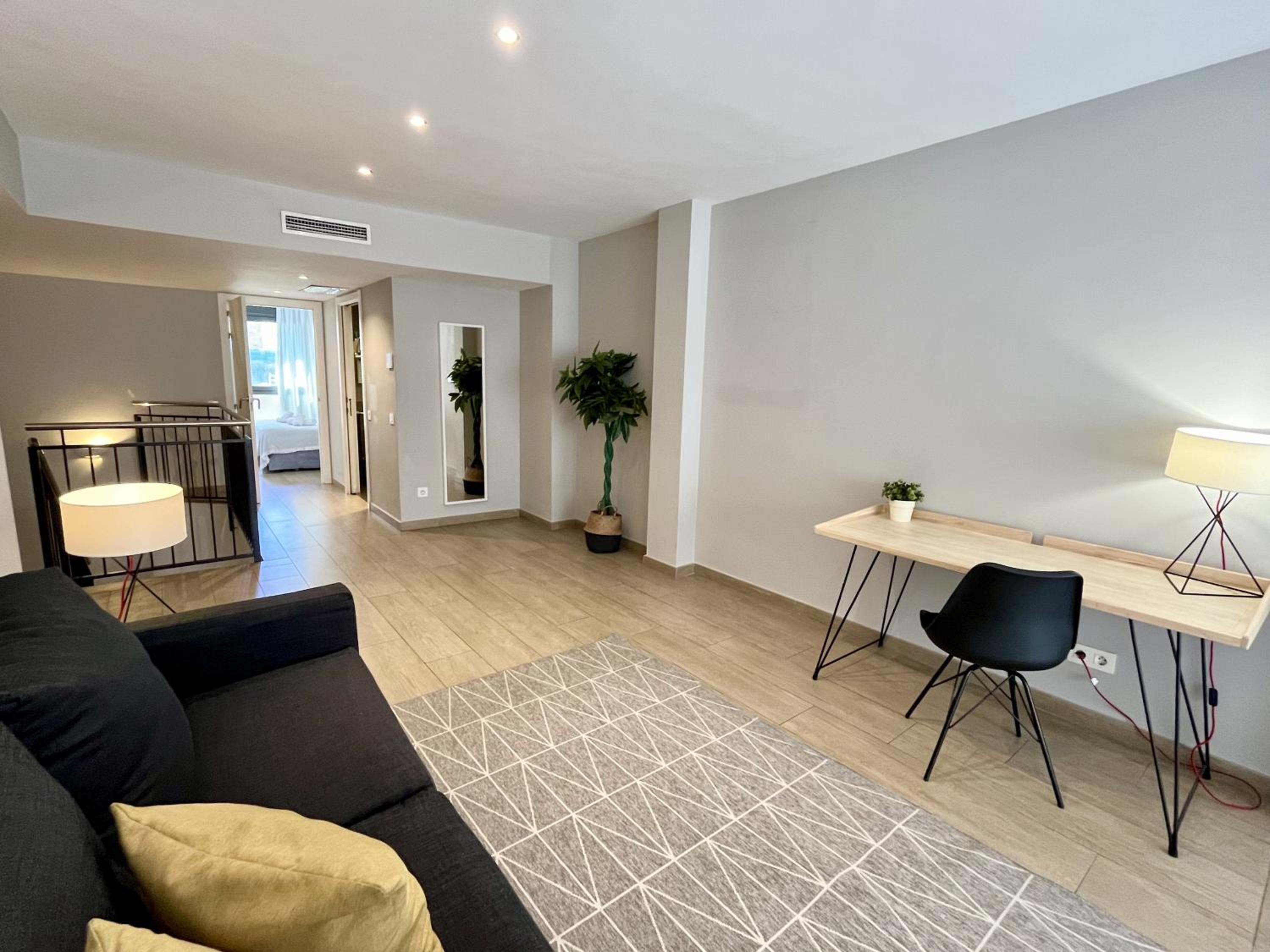 Feelathome Plaza Apartments