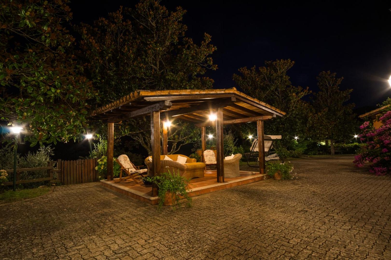 Il Borgo nel bosco