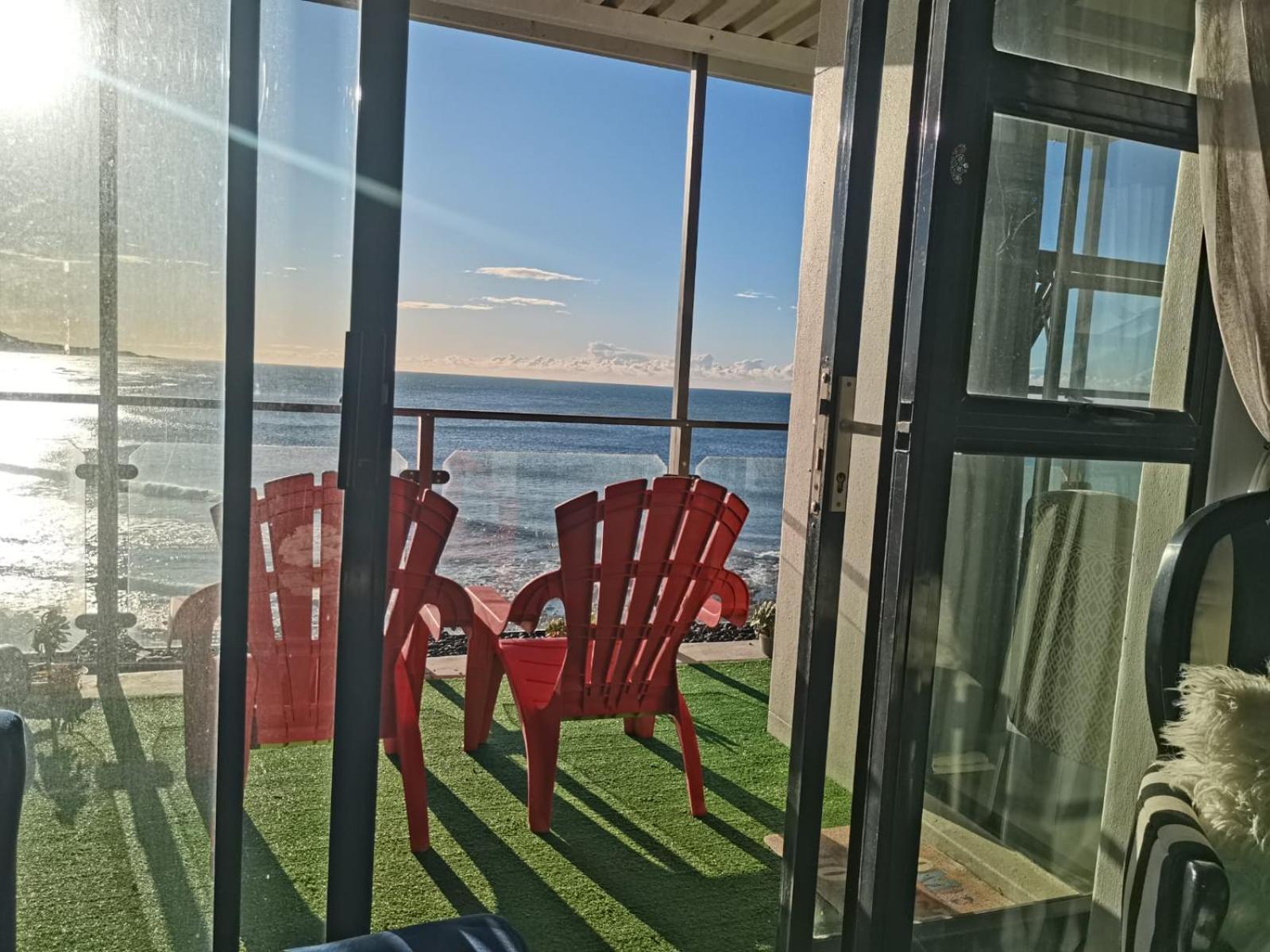 Classy Beach Apartment view 3