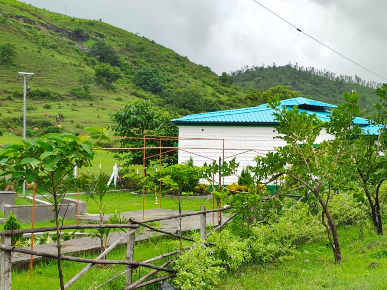 Club Shandilya- Cheerful 3BR villa in Nature Lap view 2