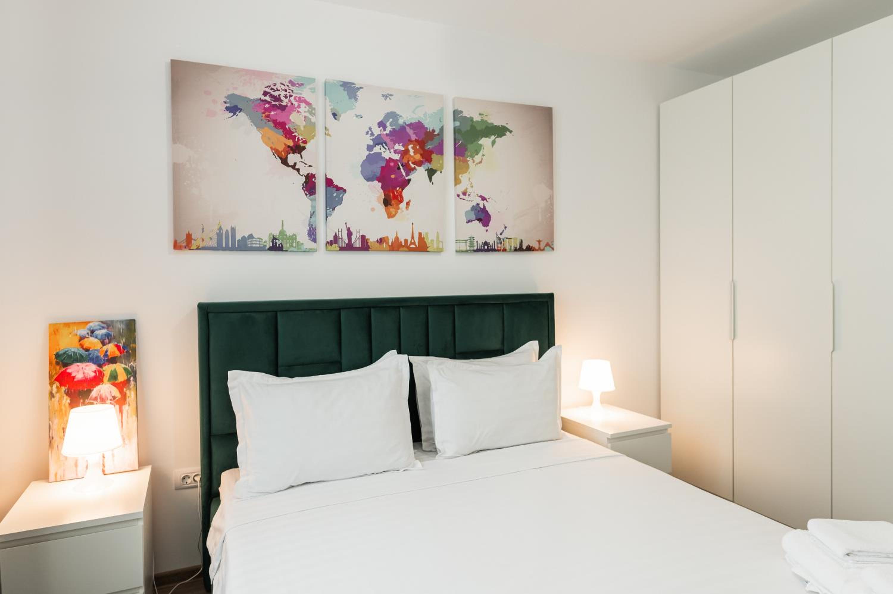 ApartBnb Twins 14B view 5