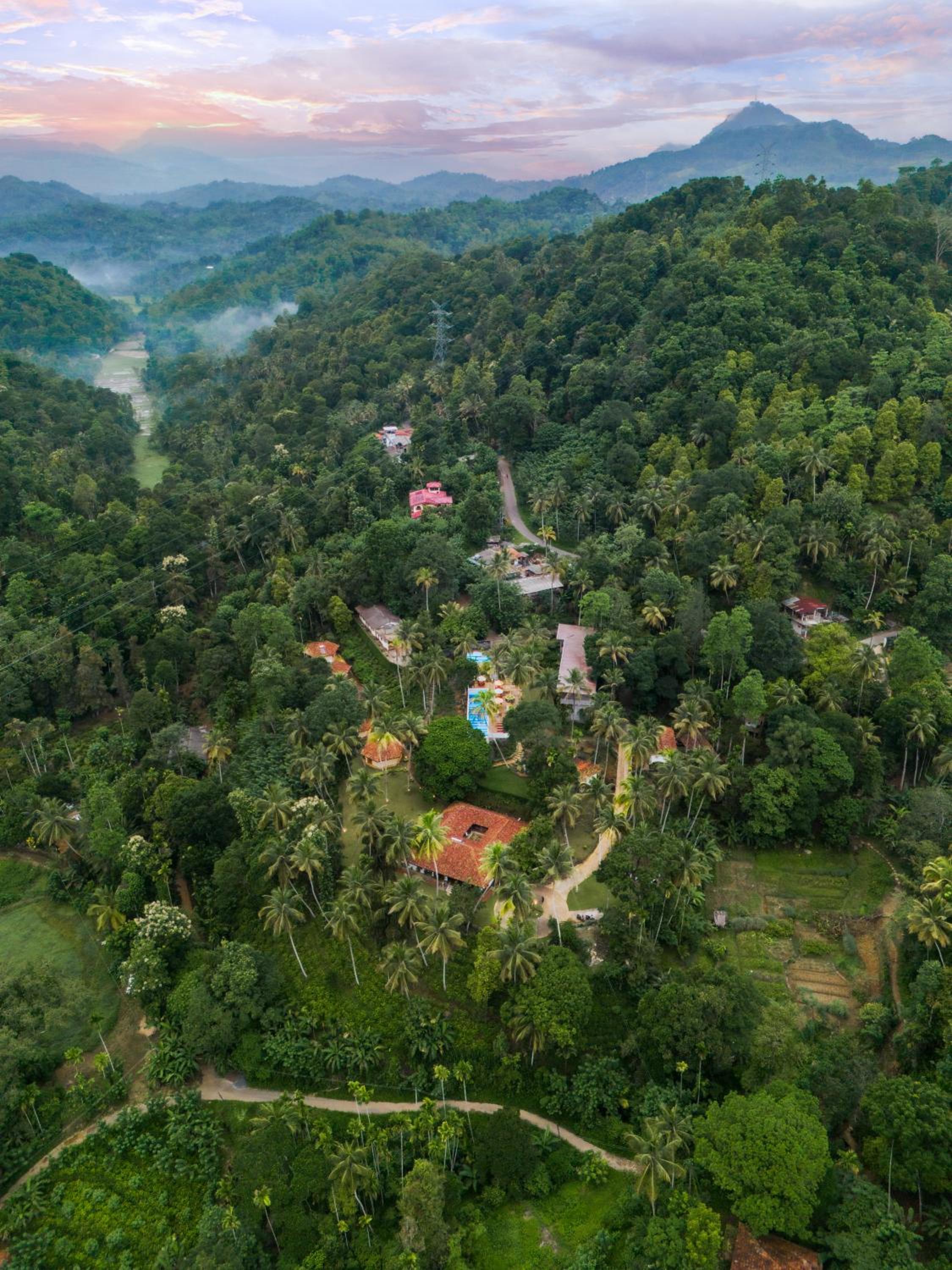 Athulya Villas, Kandy view 2