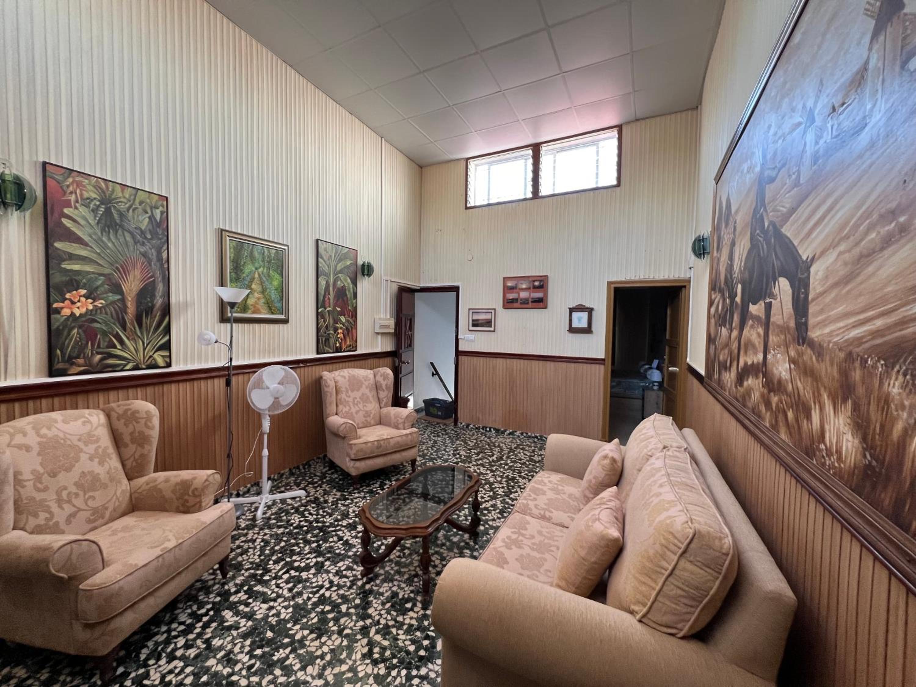 lounge