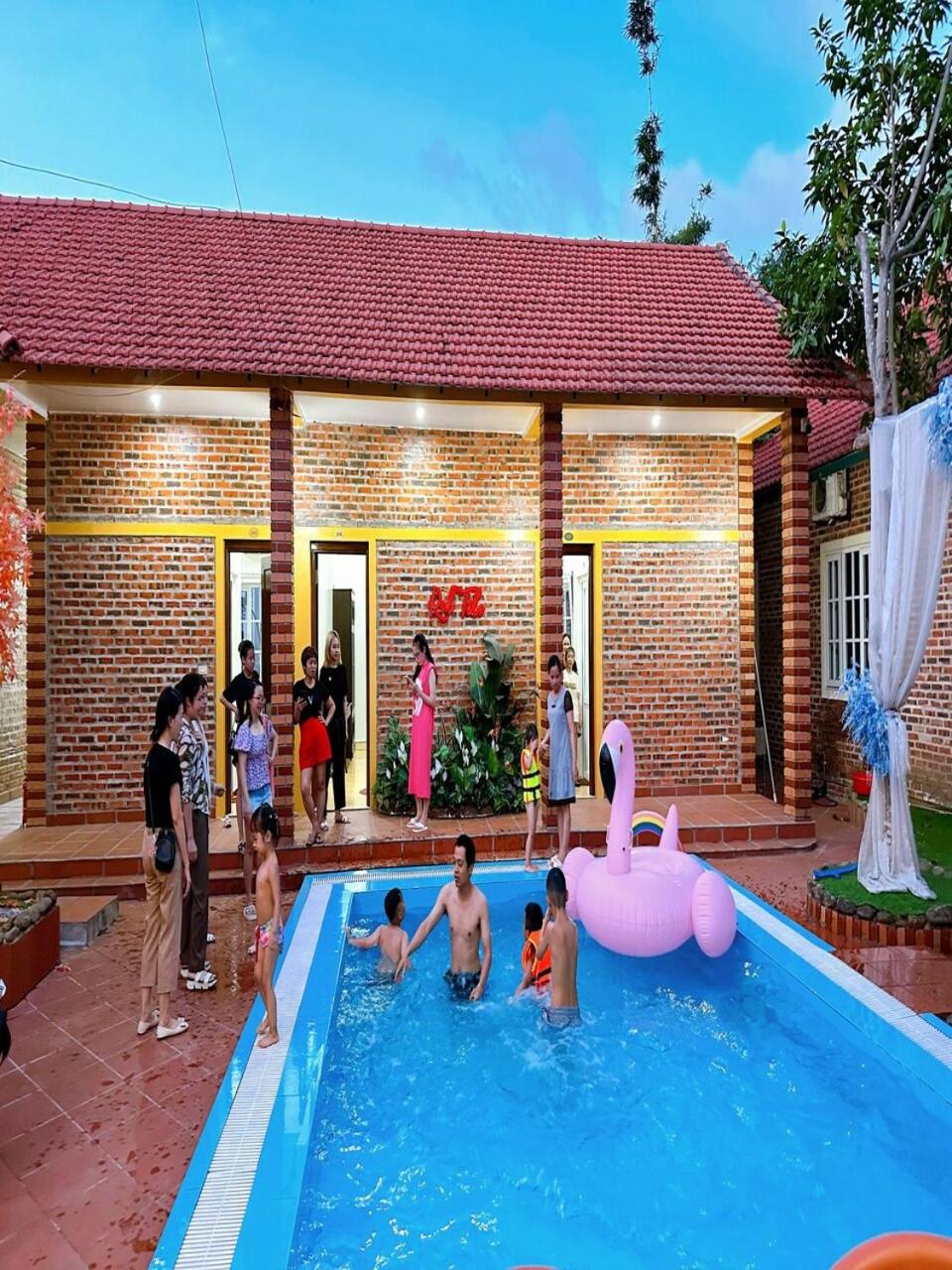 Photo 9