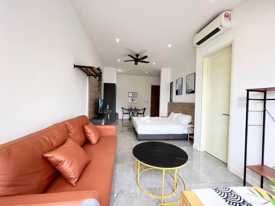 Imperio Studio City View 2pax-1park-wifi-bathub photo 6