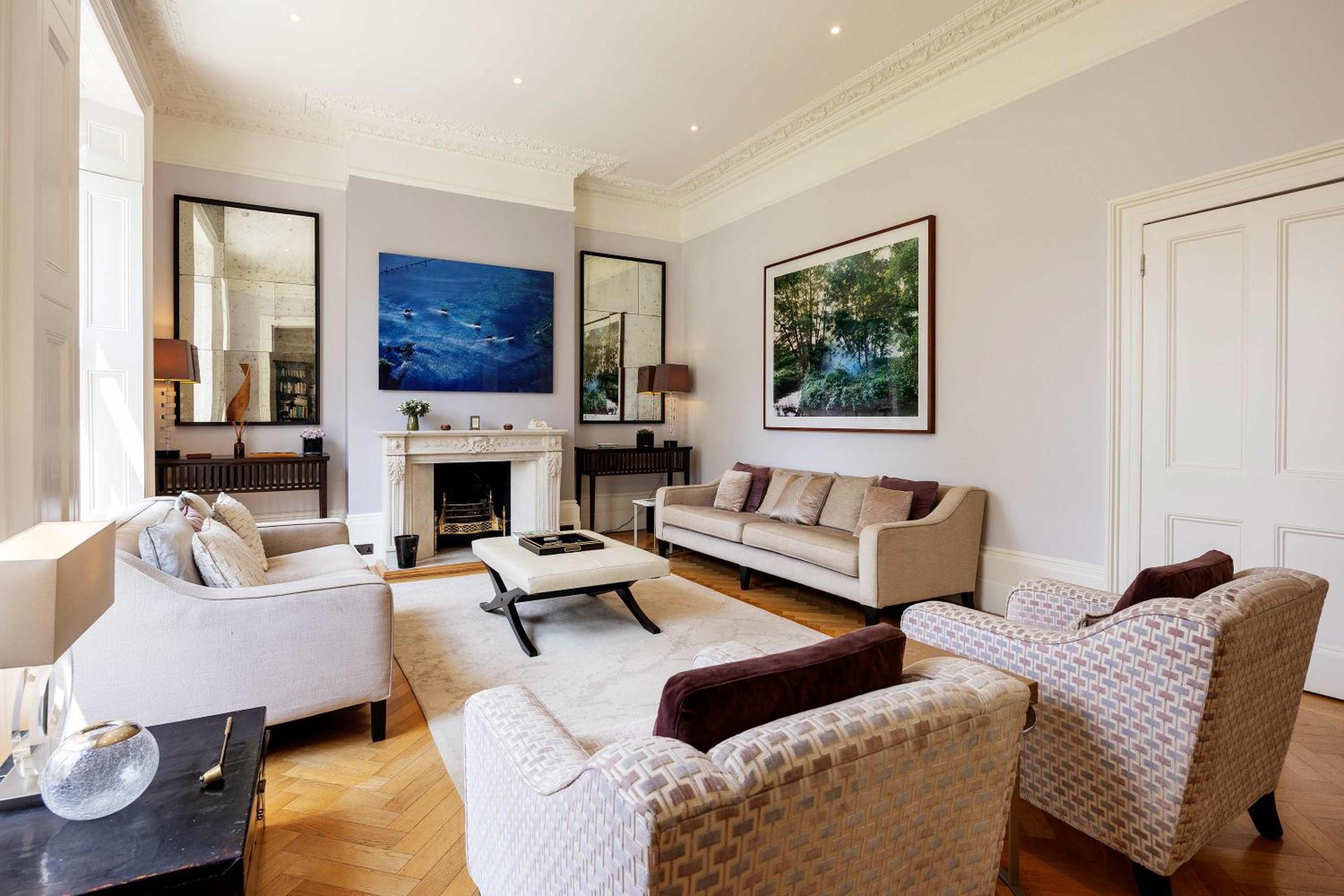 Veeve - Majestic in Kensington view 2