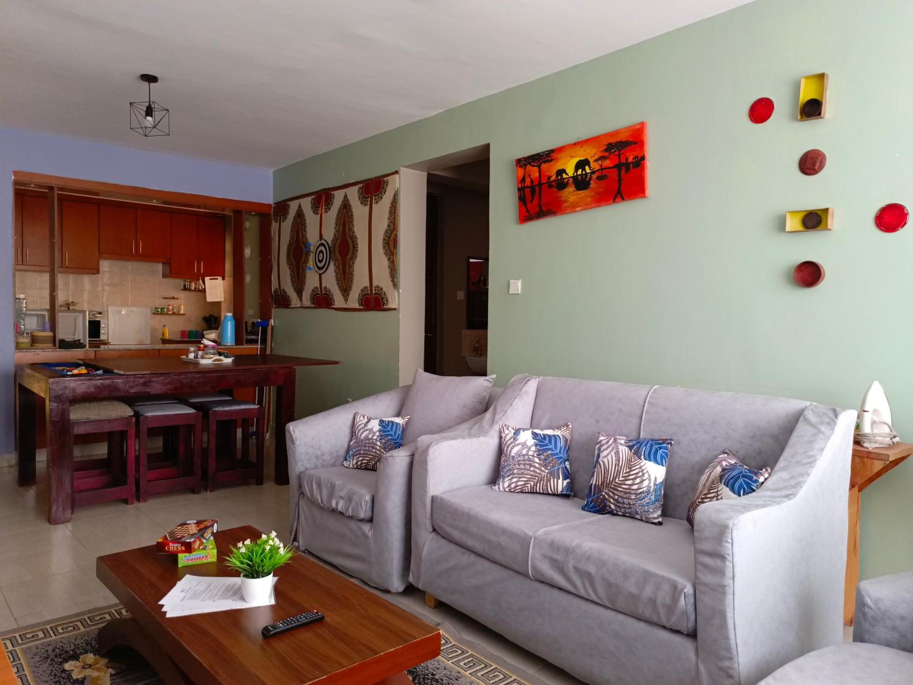 Hirwado Homes & Cozy Rooms JKIA -3 Bedrooms With 5beds, 2Baths - 500metres From Each Other