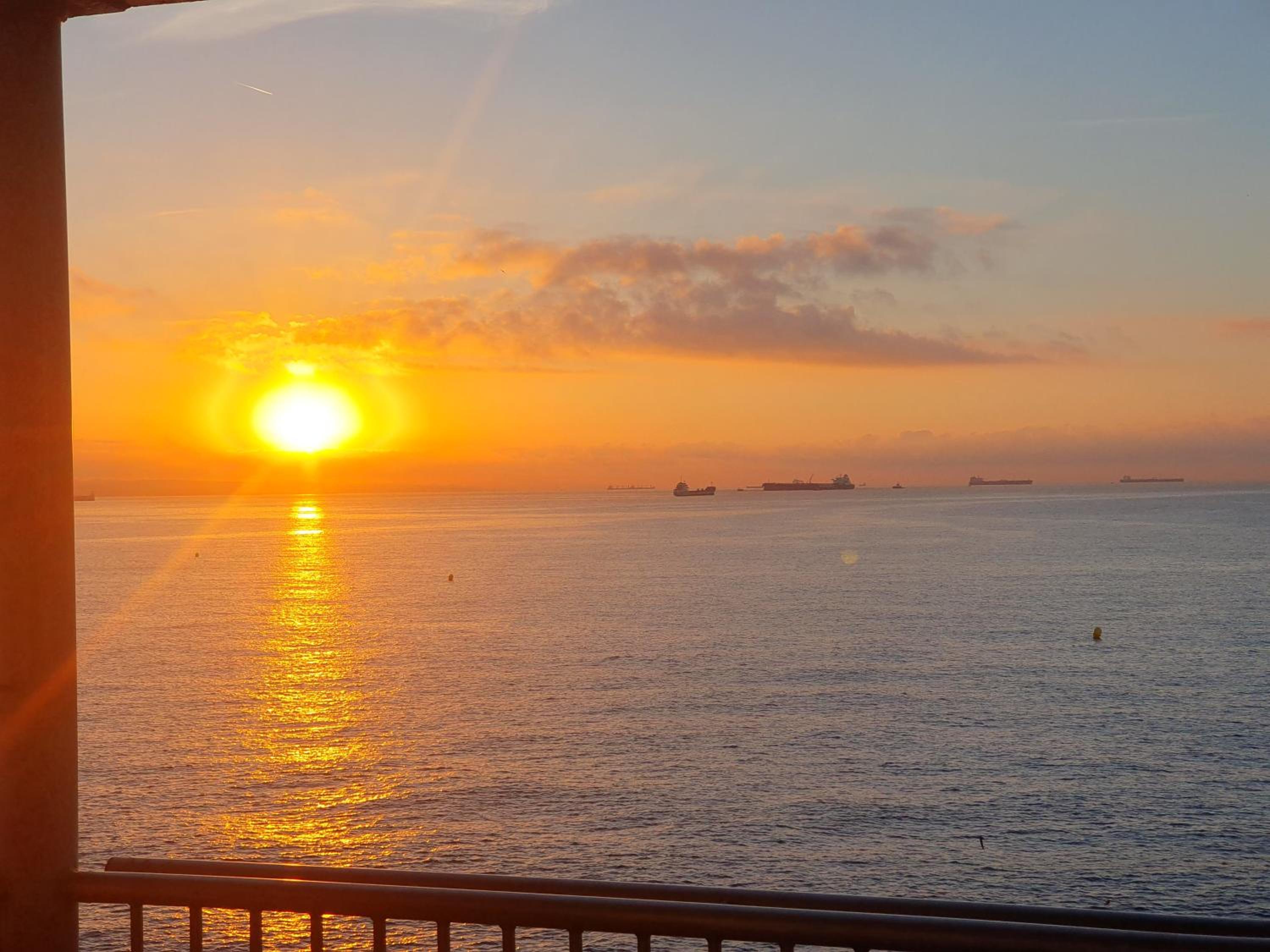 Piso Paradisíaco frente al Mar Costa Pinos Mar photo 3