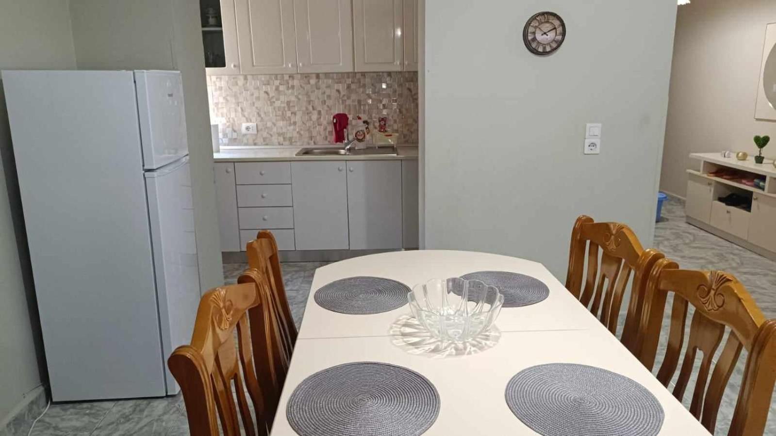 Robert Apartament Center