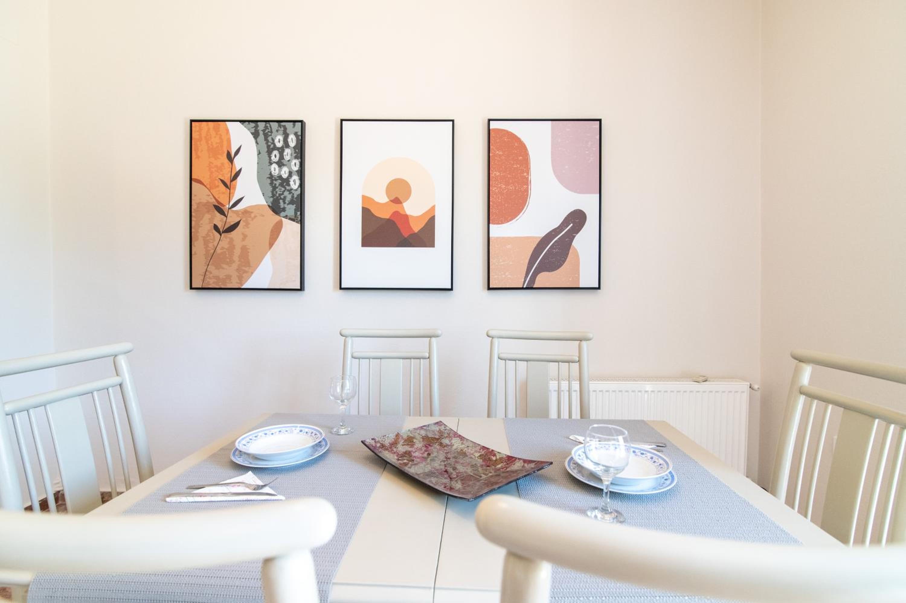 Garden Home en Preveza — dining