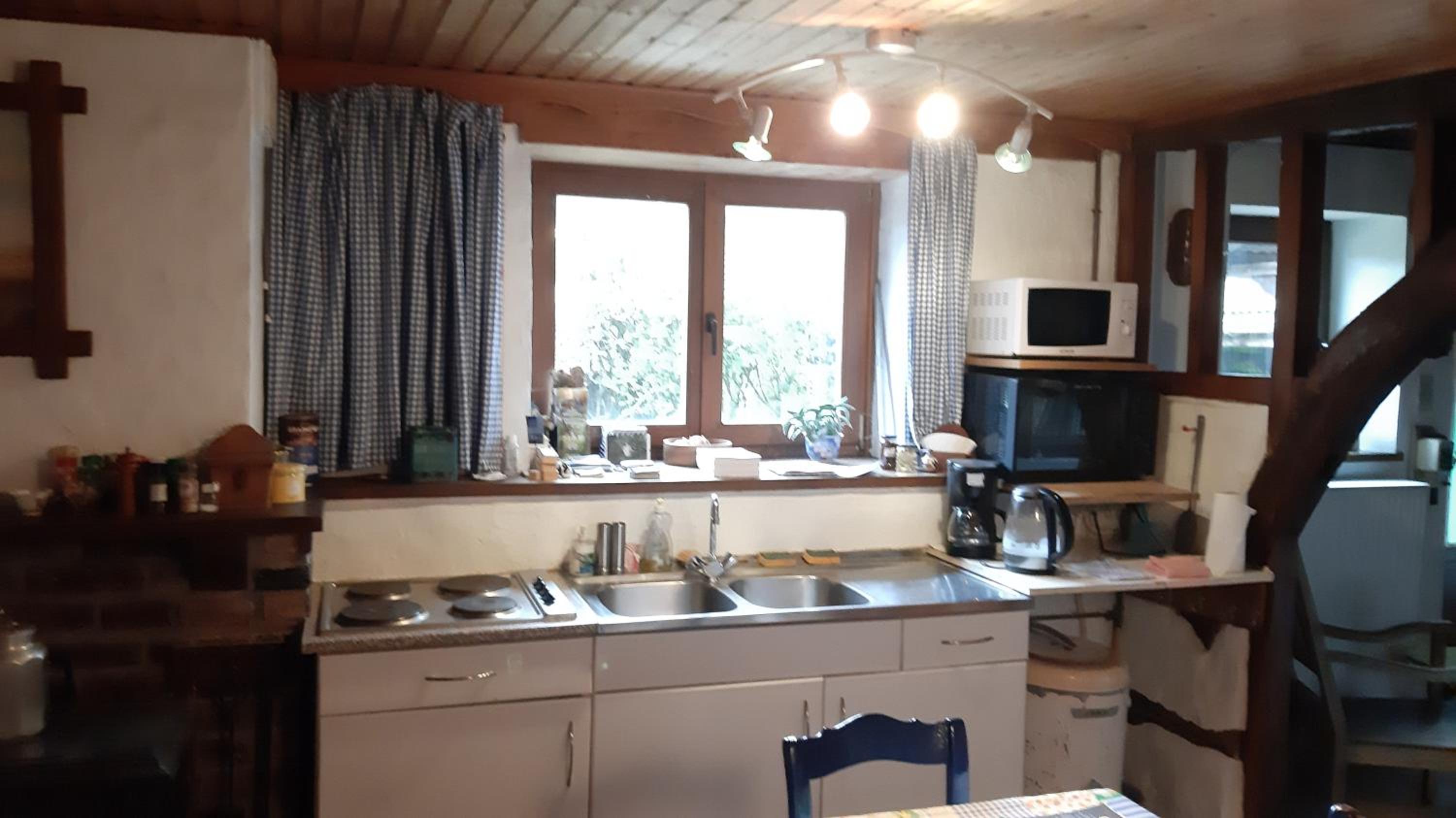Charming House in Scy, Hamois with Enclosed Garden