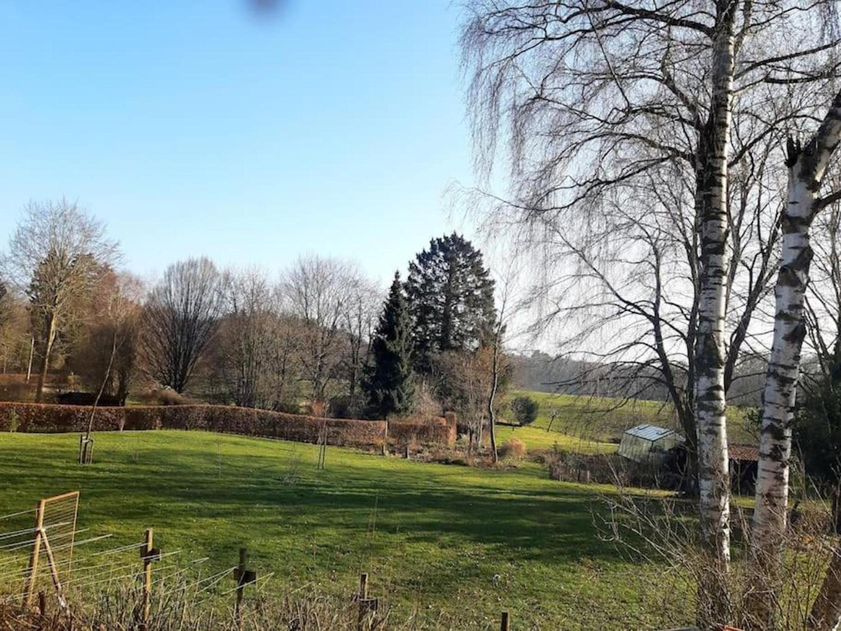 Charming House in Scy, Hamois with Enclosed Garden