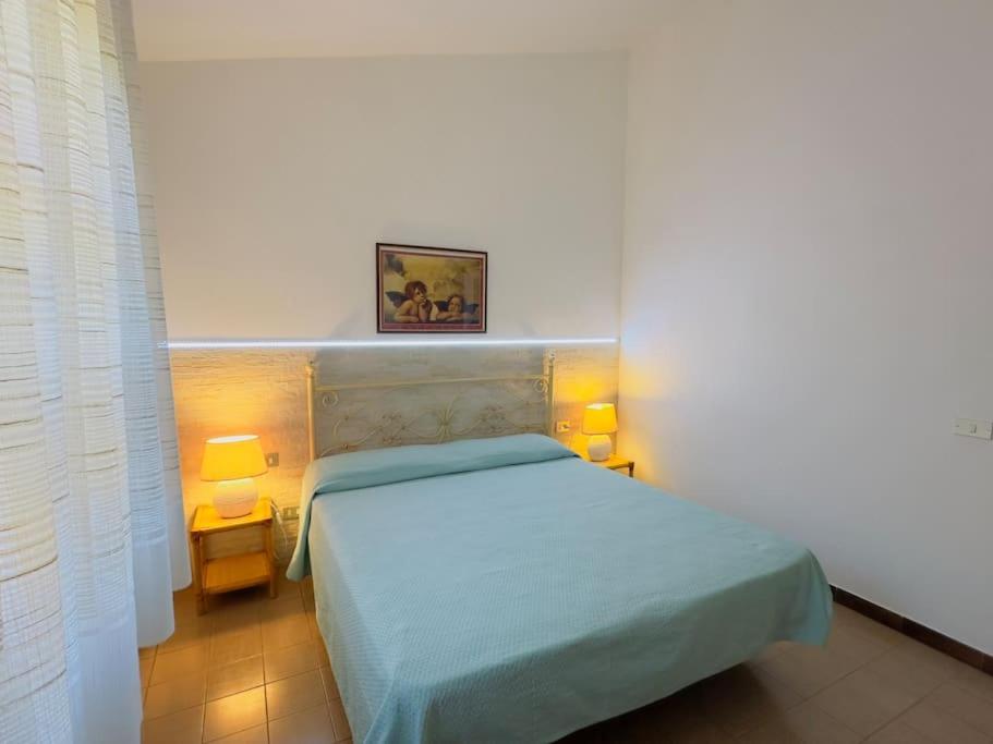 VILLA ROSI - Villa al mare con splendido giardino