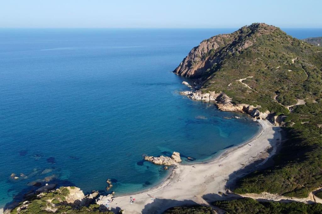 VILLA ROSI - Villa al mare con splendido giardino