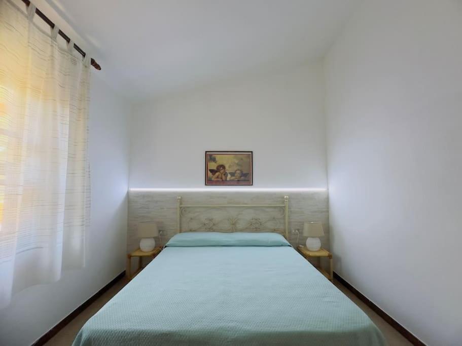 VILLA ROSI - Villa al mare con splendido giardino