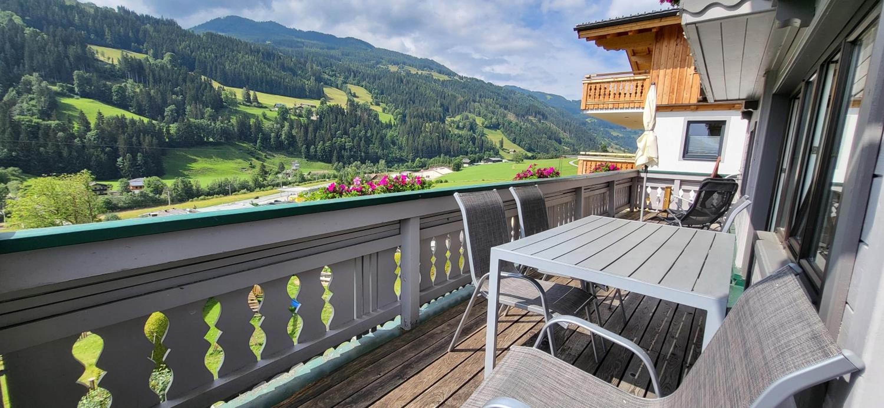 Fischbacher App 2 by Alpenidyll Apartments